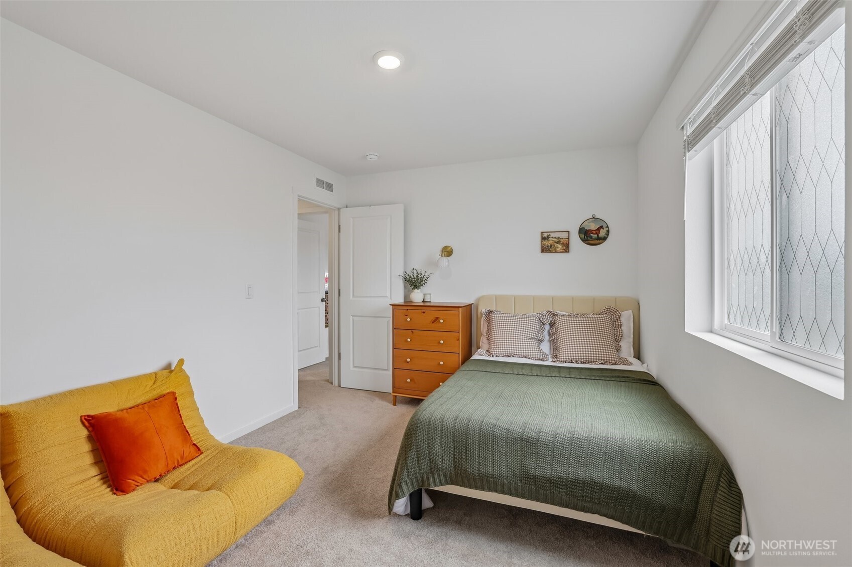2027 Henderson Way Property Photo 27