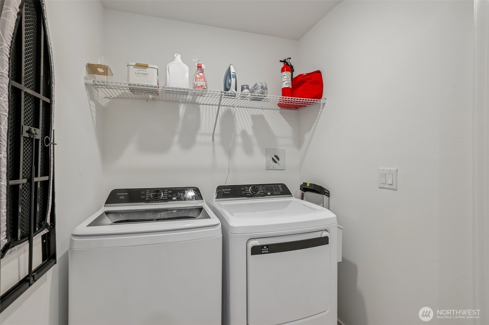 2027 Henderson Way Property Photo 28