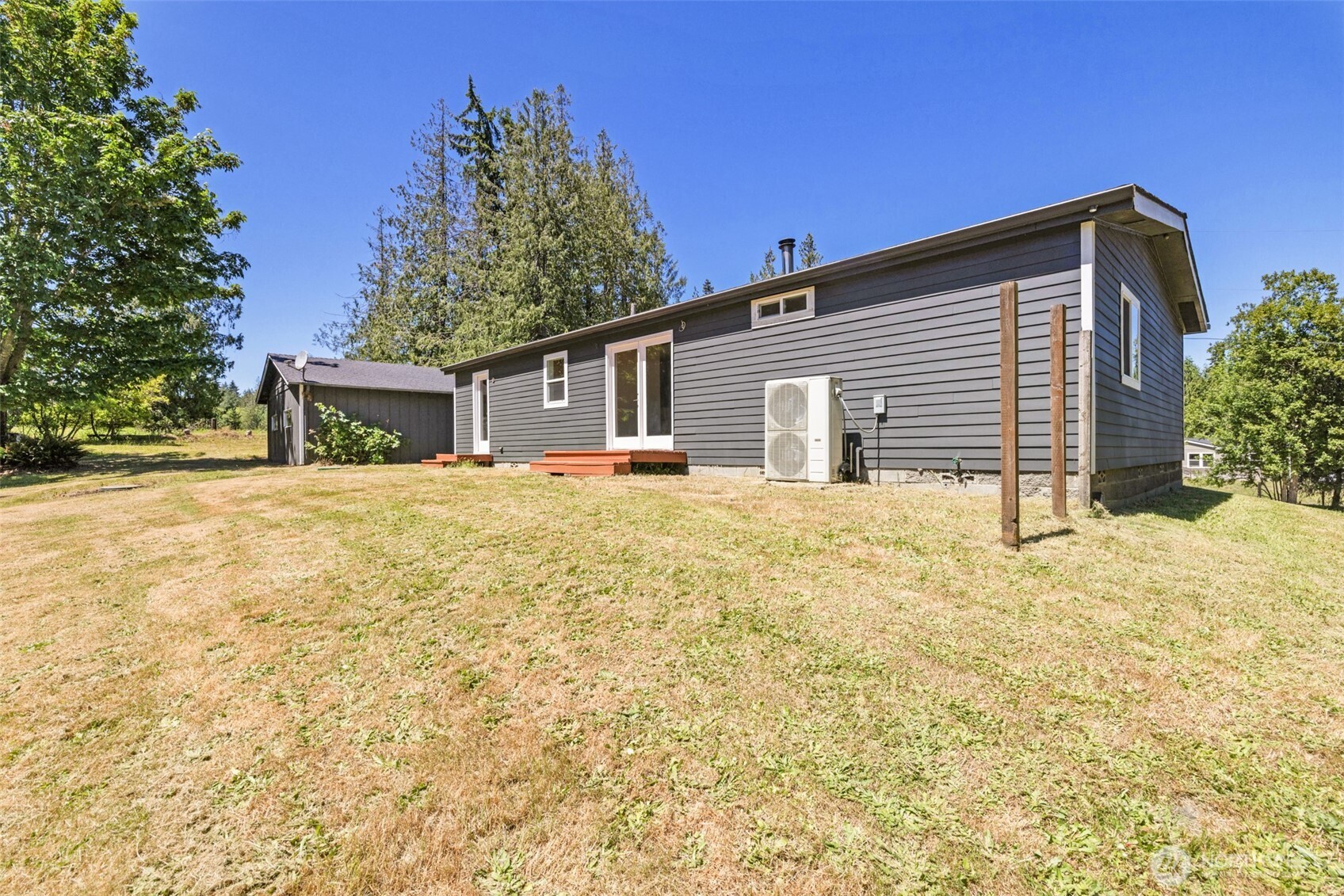 1806 Monroe Road Property Photo 4