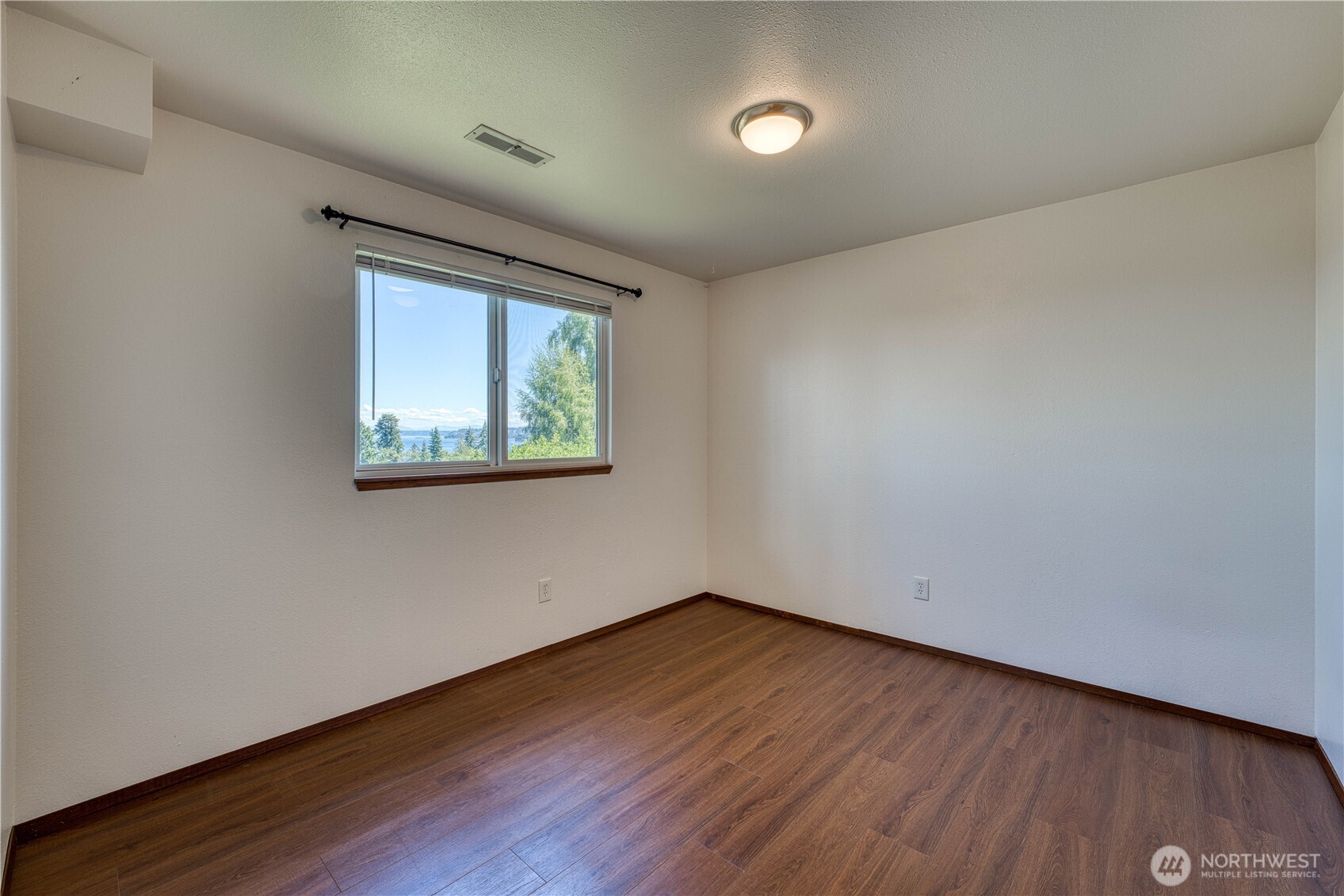 7912 Se Puget Heights Lane Property Photo 26