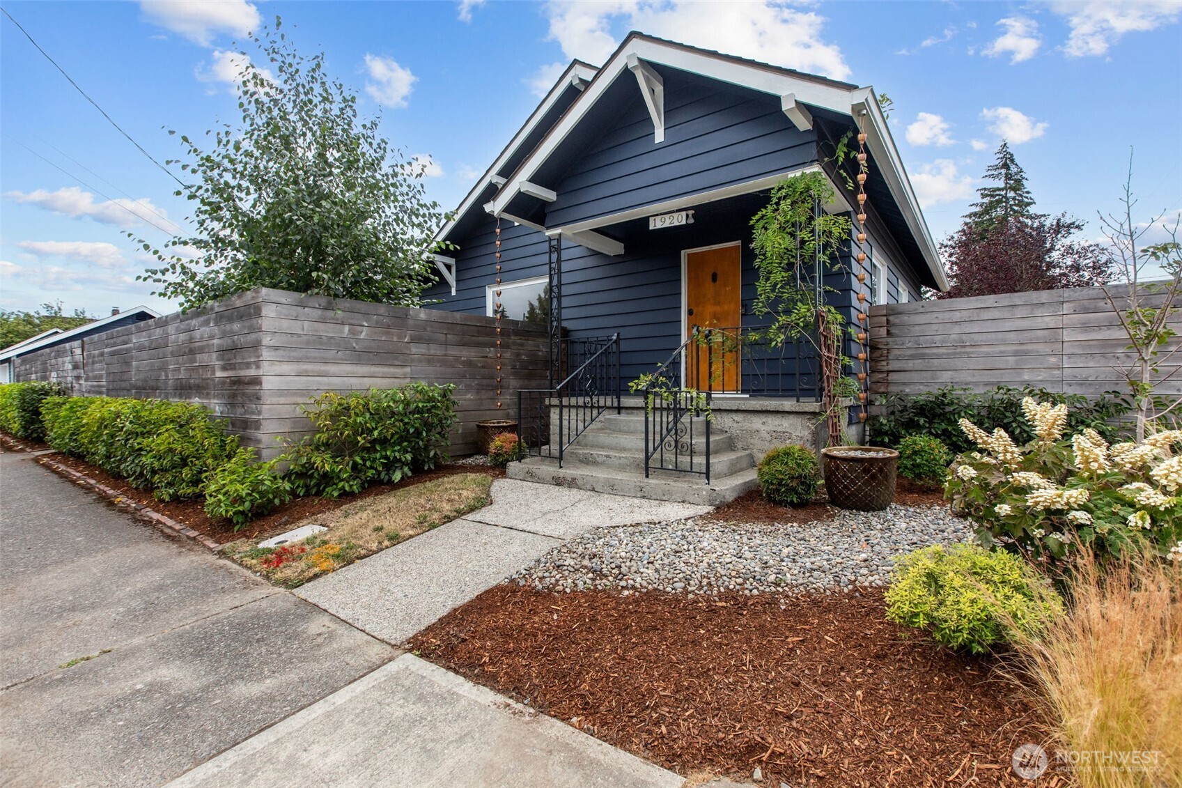 1920 N Stevens Street Property Photo 1
