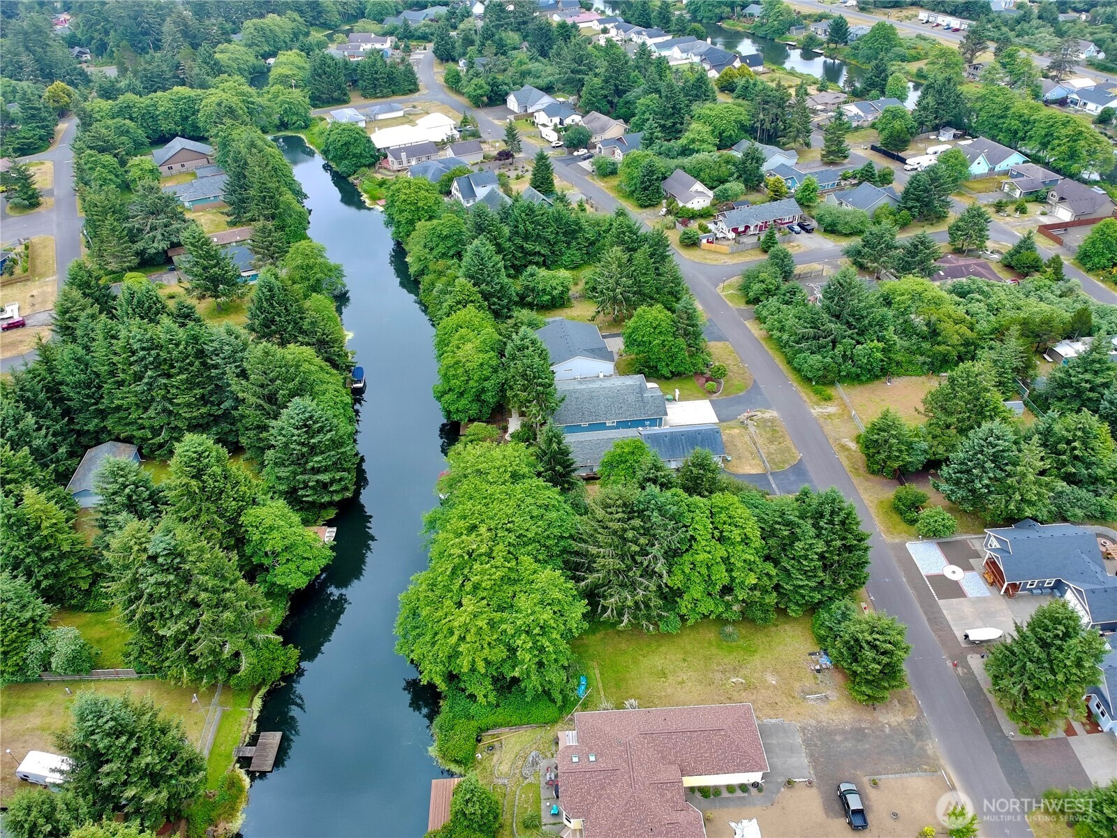772 Island Circle Property Photo 15
