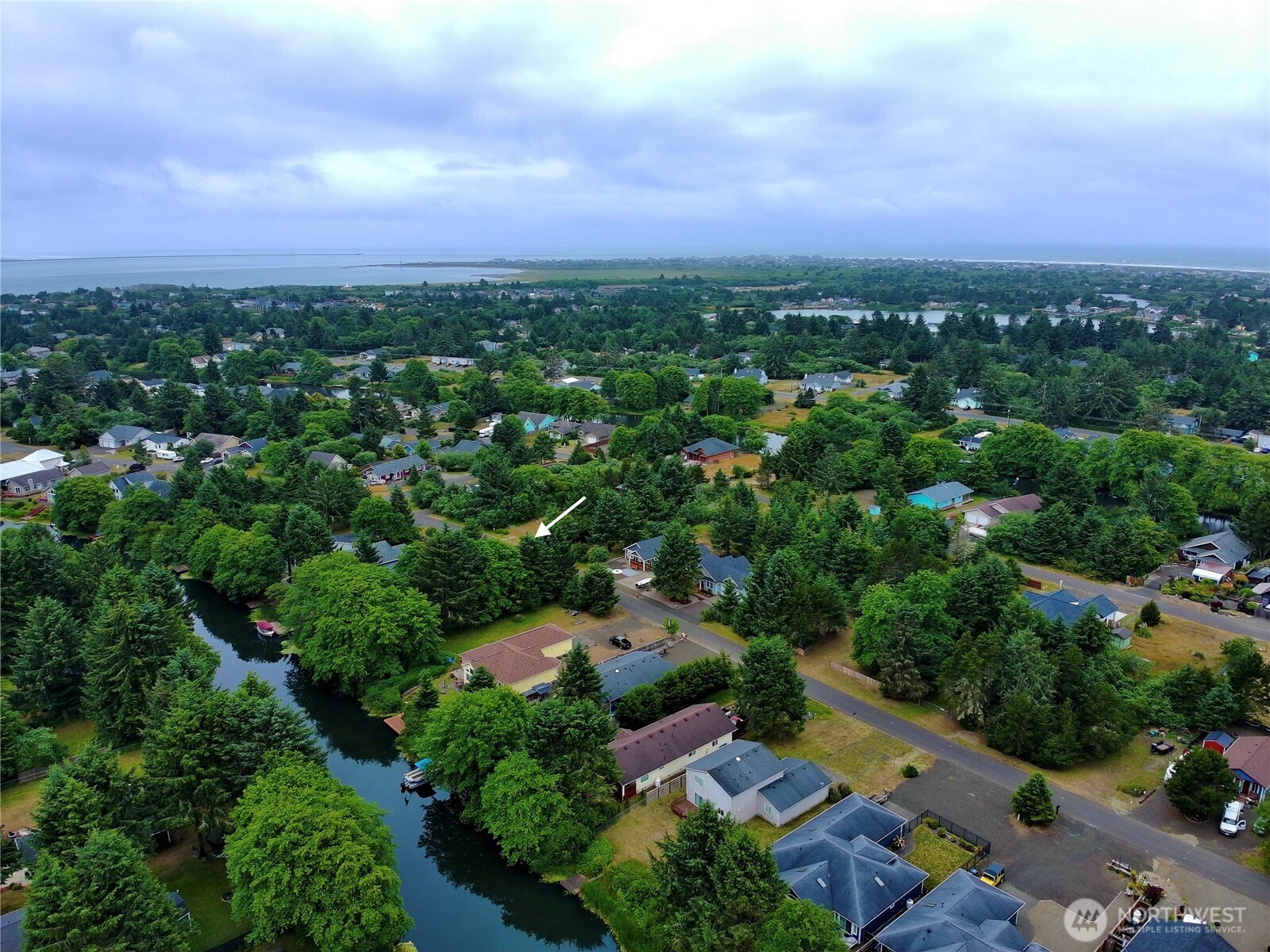 772 Island Circle Property Photo 24