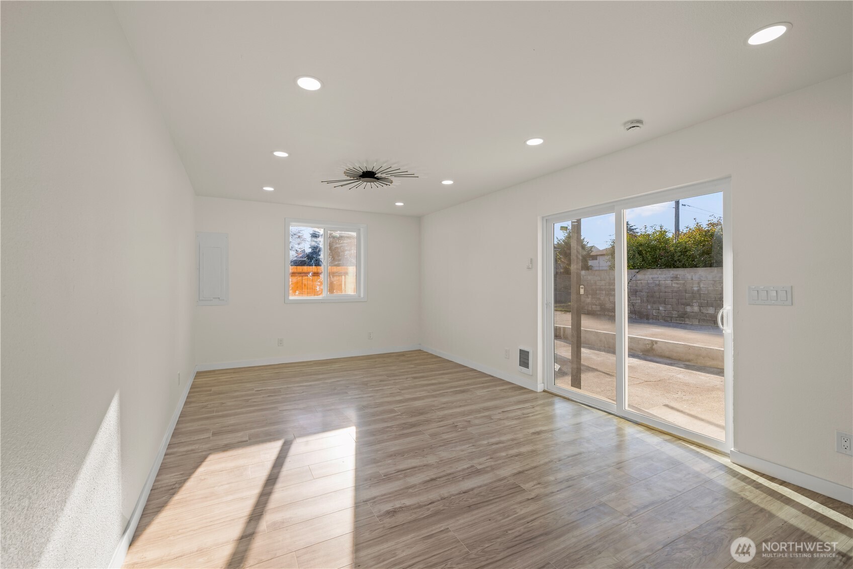 3202 S 66th St Property Photo 17