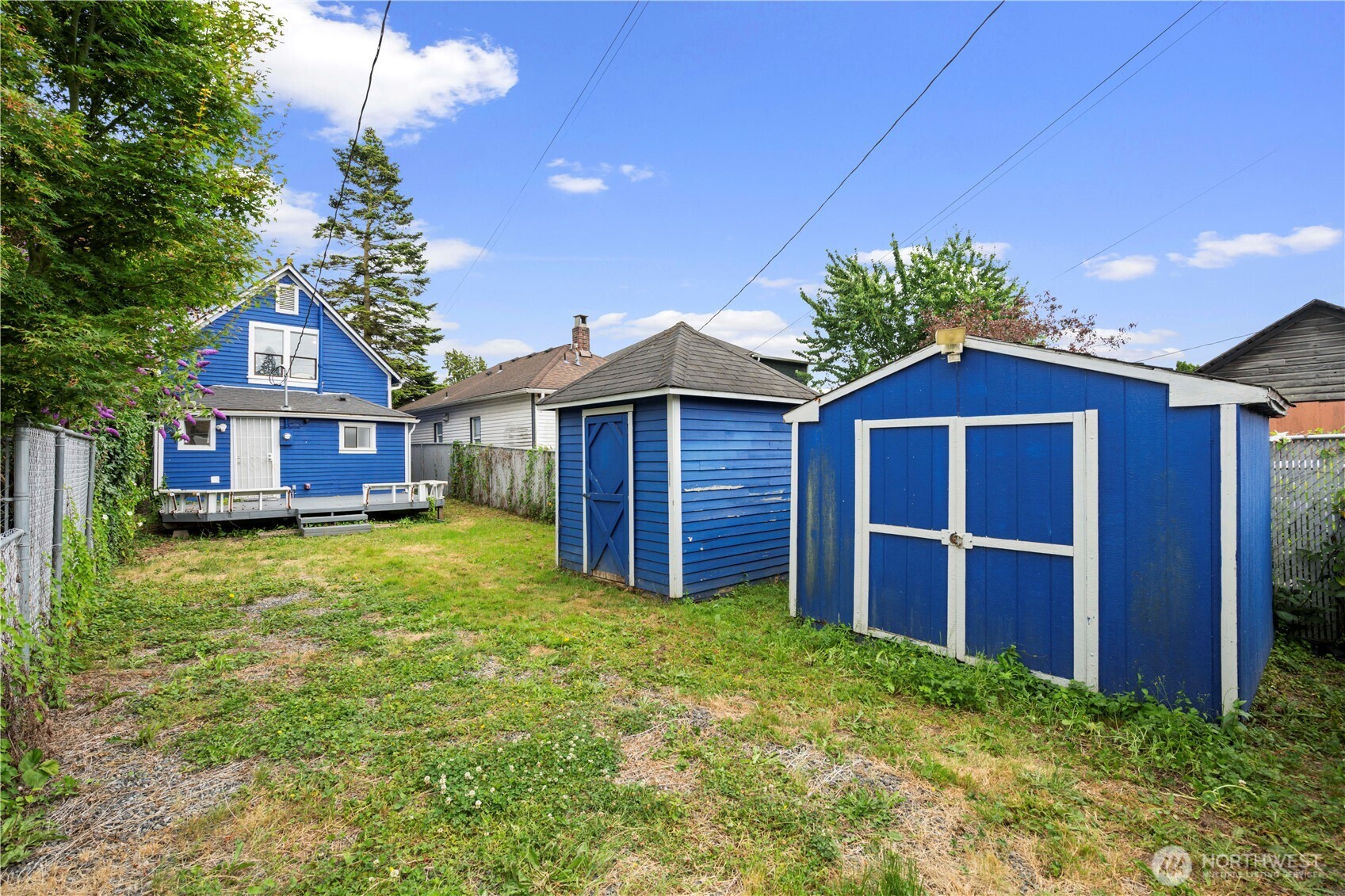 2410 State Street Property Photo 24