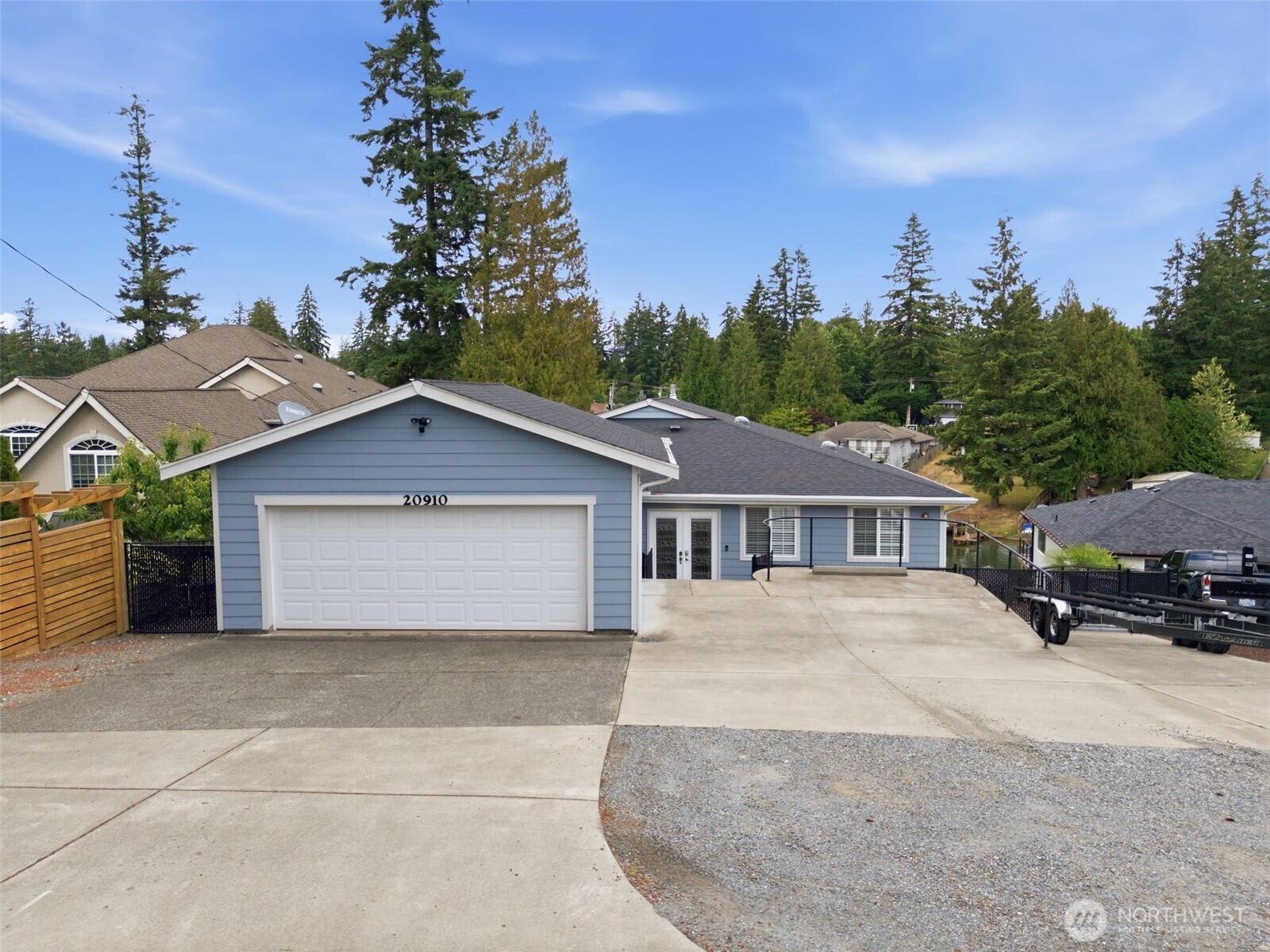 20910 Church Lake Drive Property Photo 2