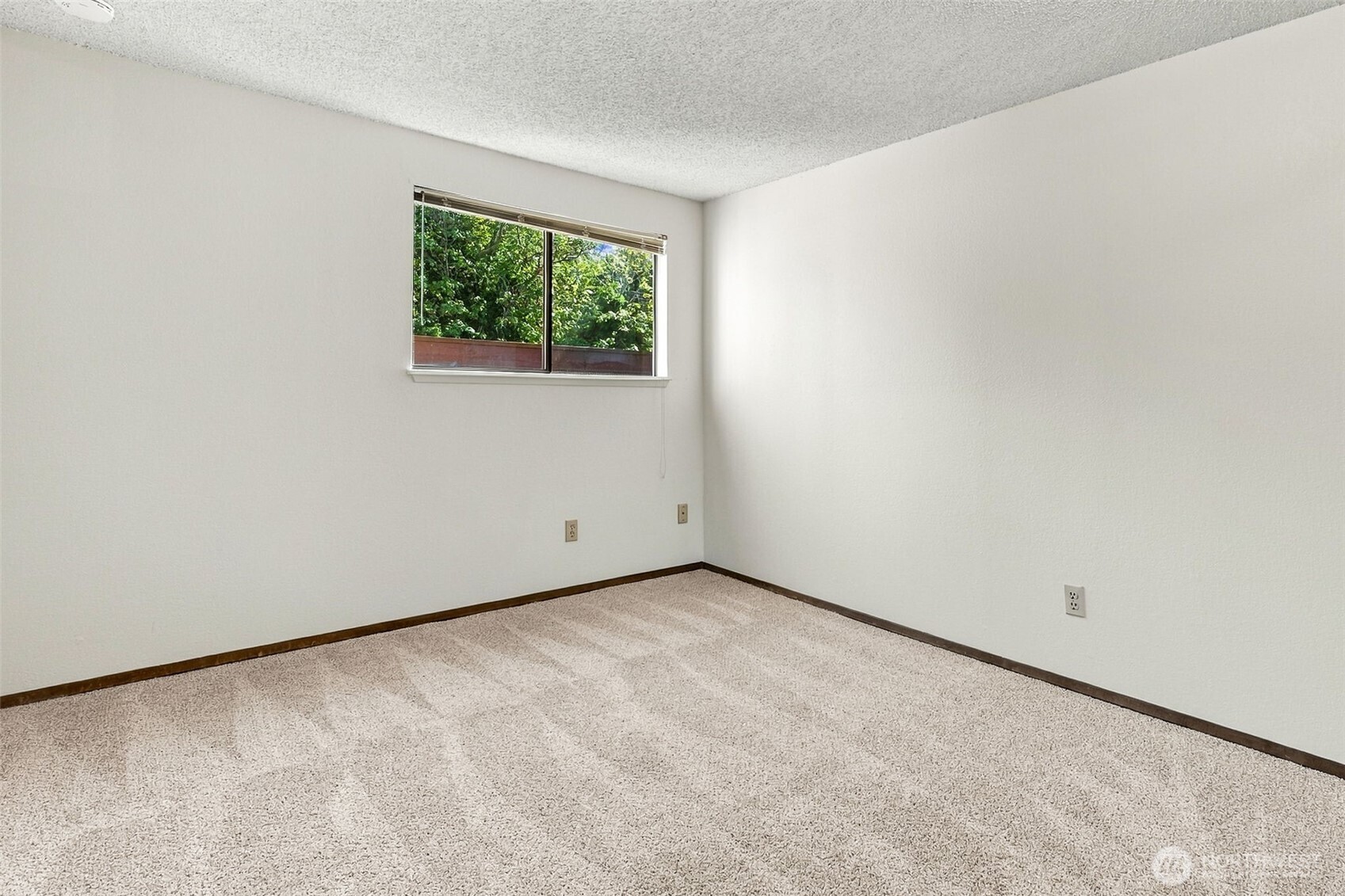 22700 28th Avenue 203 Property Photo 13