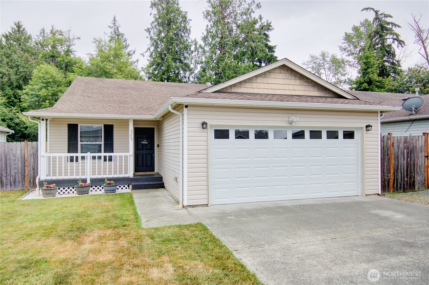 3205 Arbor Street Property Photo 1