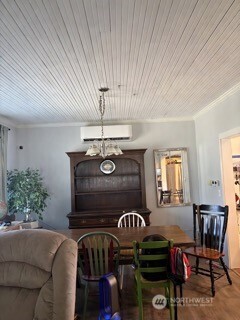 407 S 1st Street Property Photo 8
