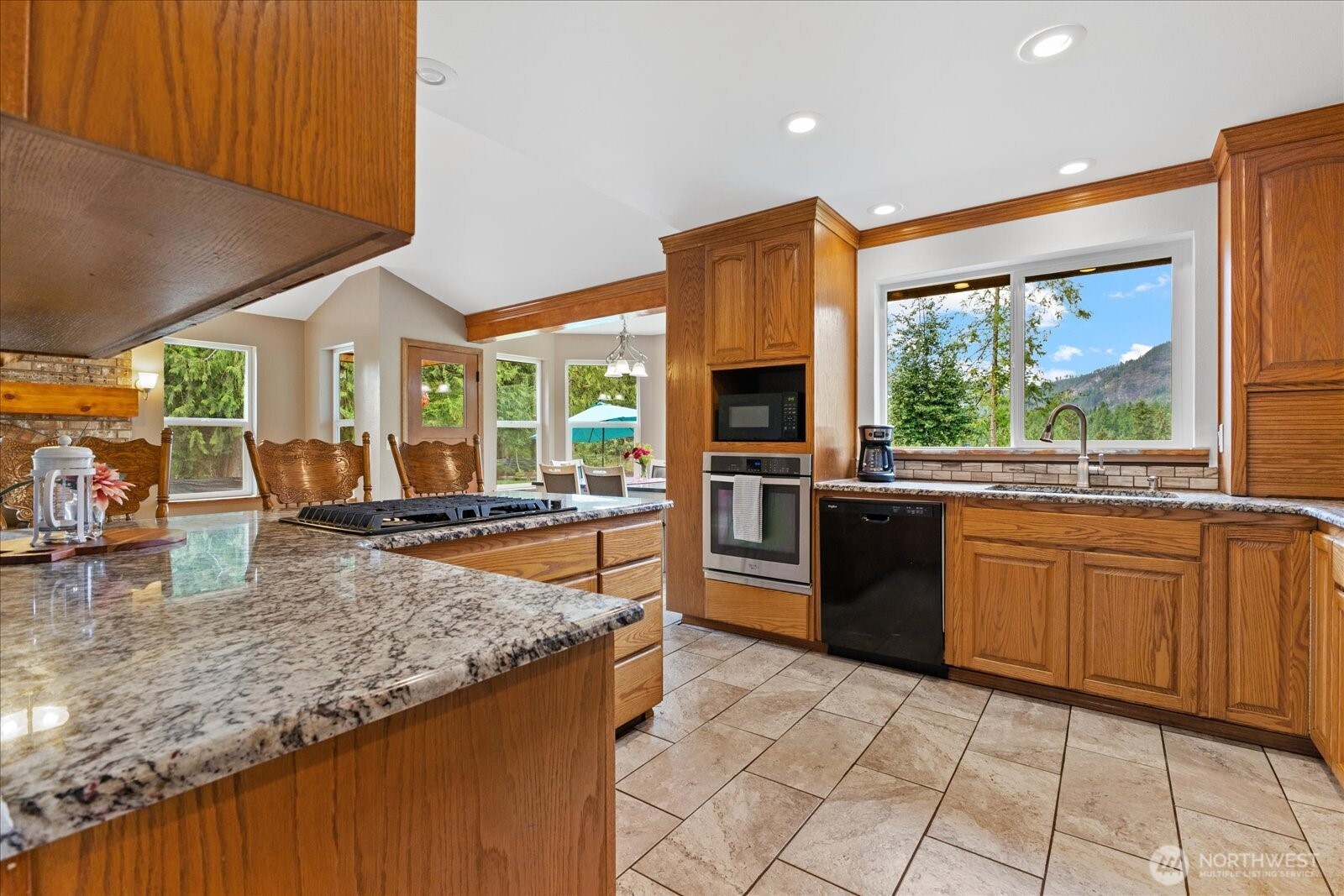 15619 N Trangen Loop Road Property Photo 11