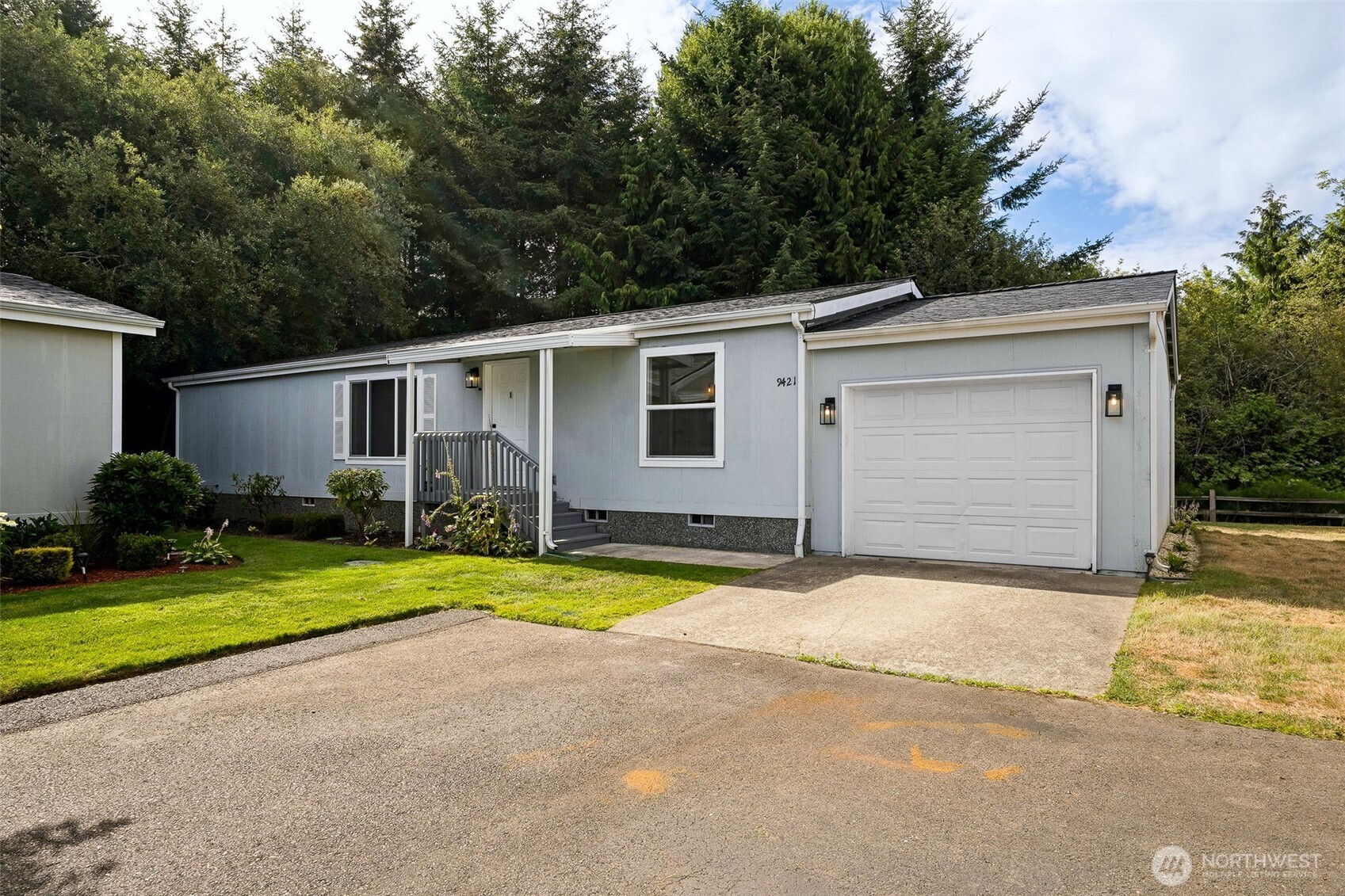 9421 21st Avenue Property Photo 1