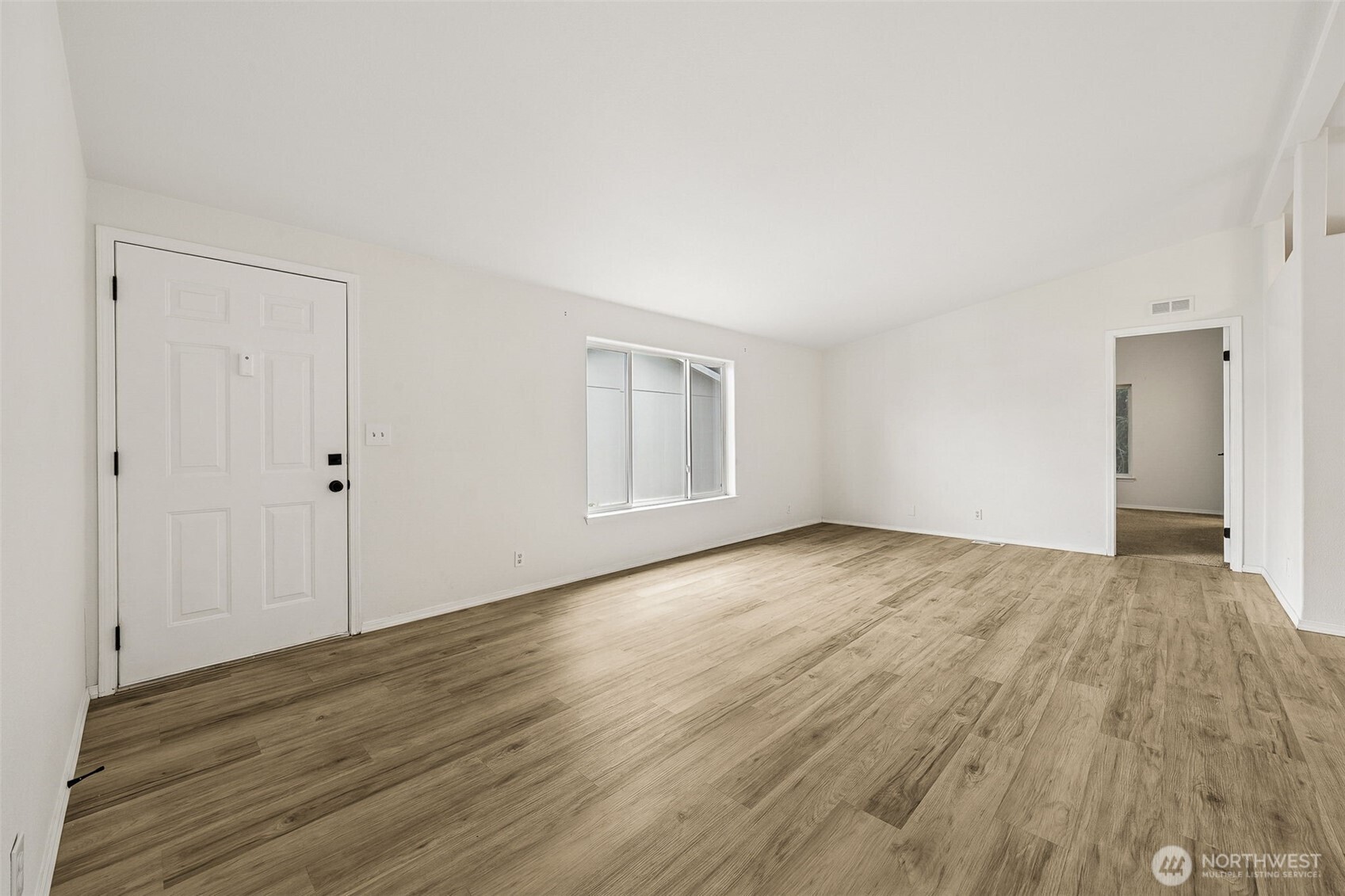 9421 21st Avenue Property Photo 3