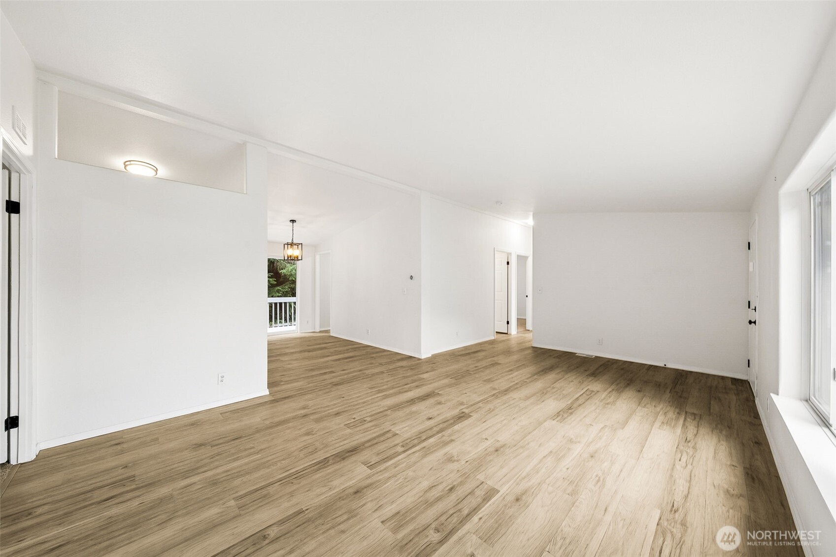 9421 21st Avenue Property Photo 15