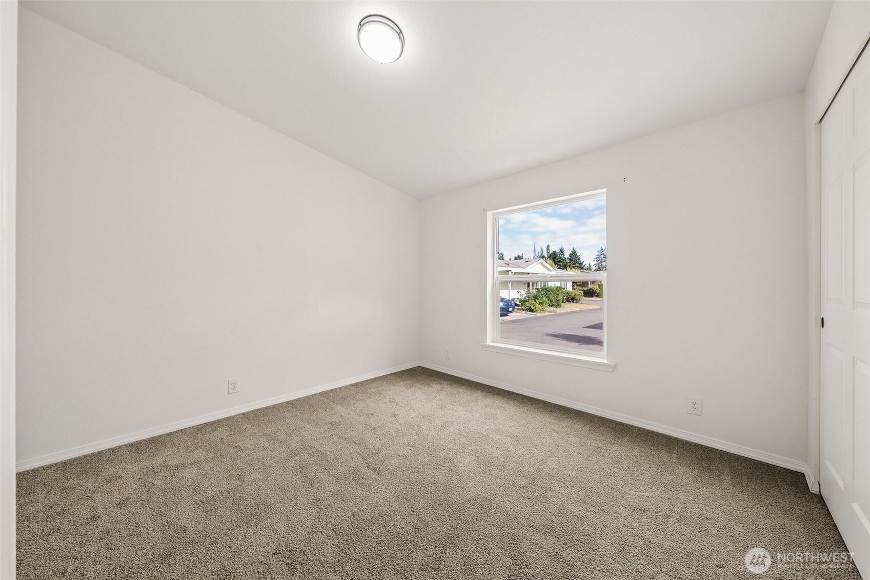 9421 21st Avenue Property Photo 19
