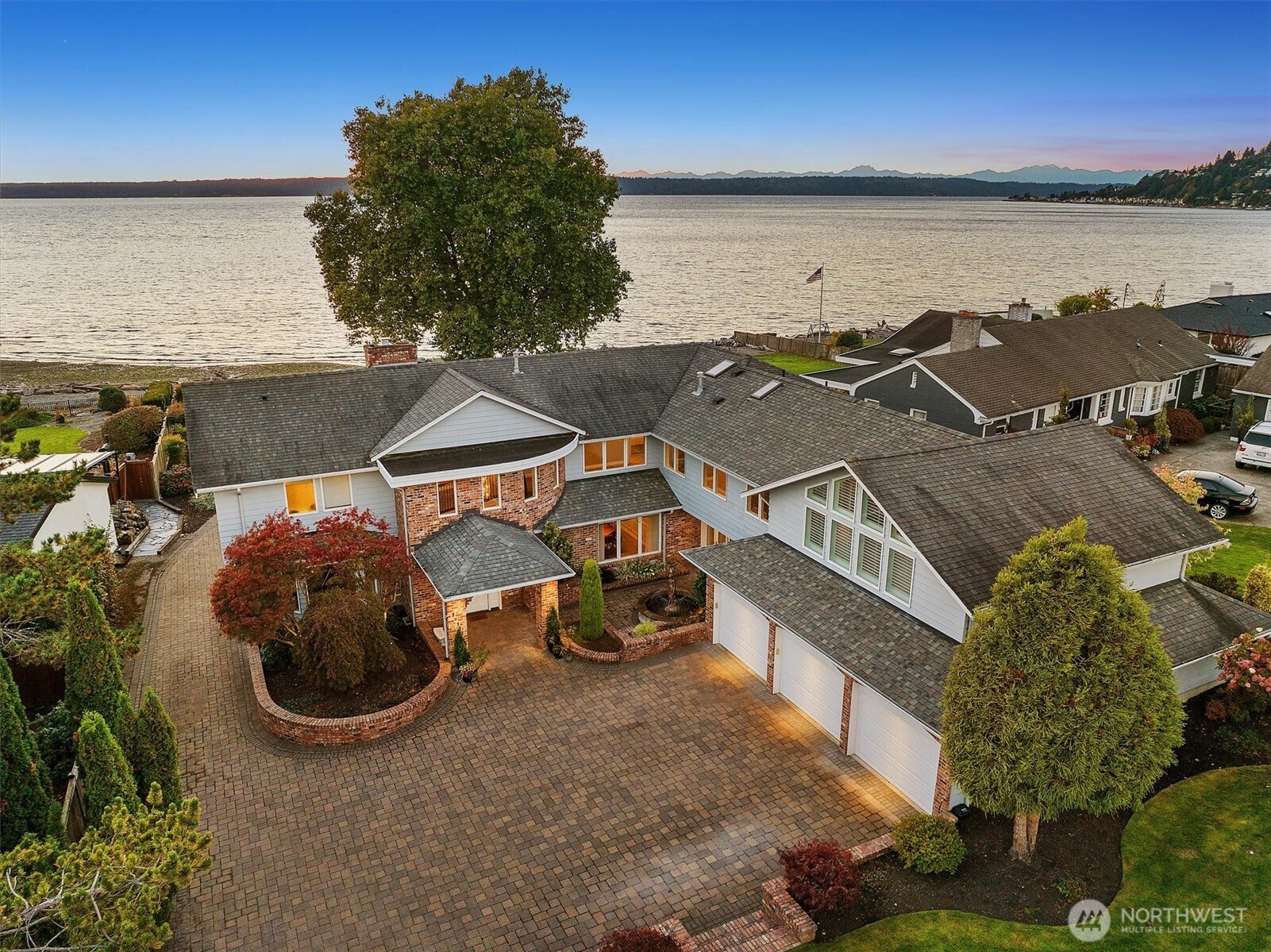 18141 Normandy Terrace Property Photo 1