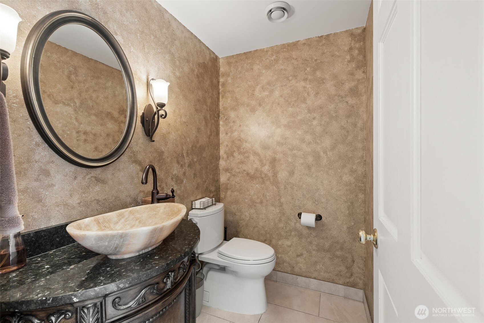 18141 Normandy Terrace Property Photo 4