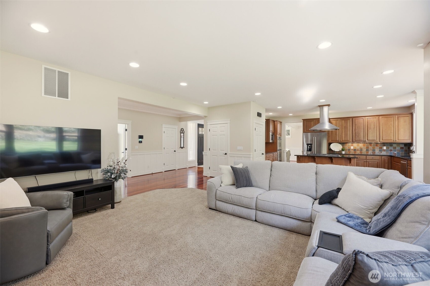 12932 3rd Avenue Property Photo 14