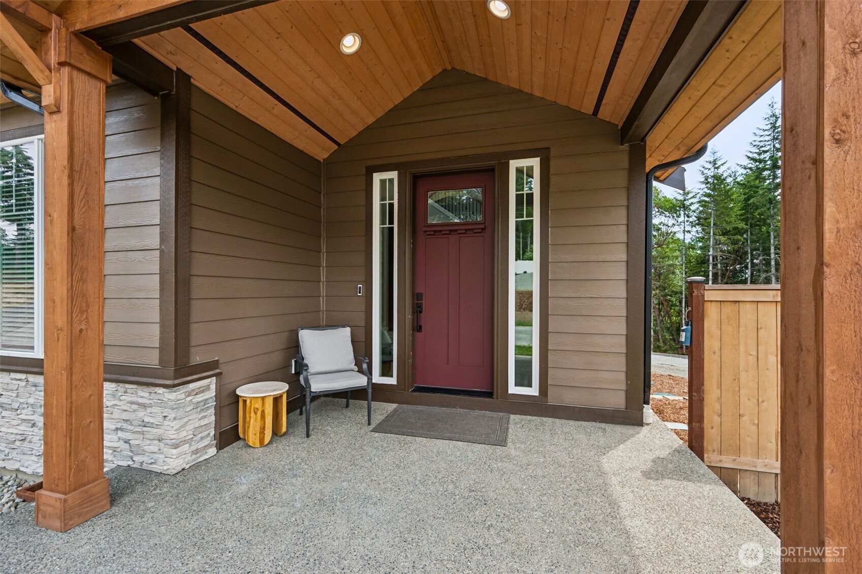 917 Tiedman Road Property Photo 3