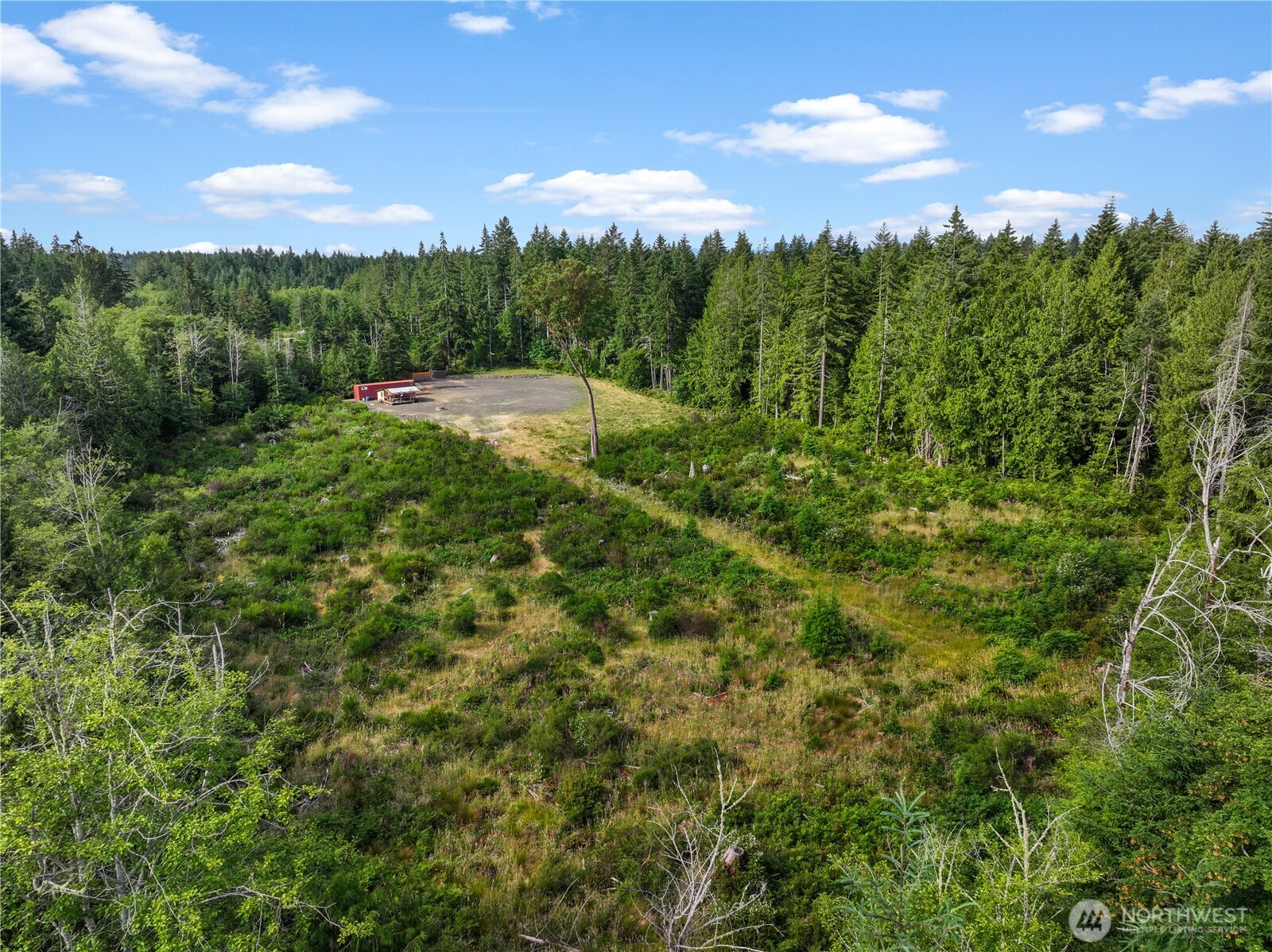 140 E Jared Road Property Photo 15