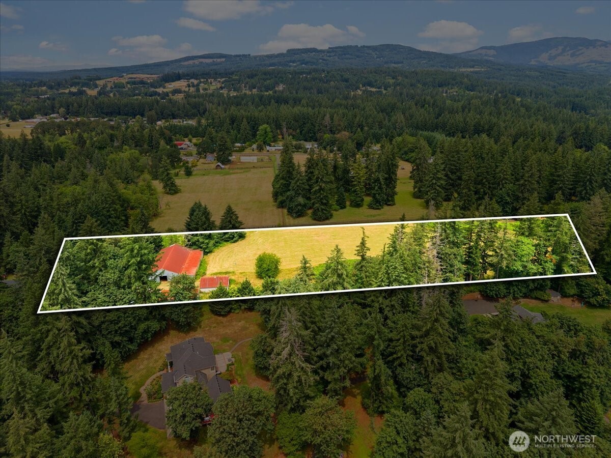 27214 Ne Robinson Property Photo 7