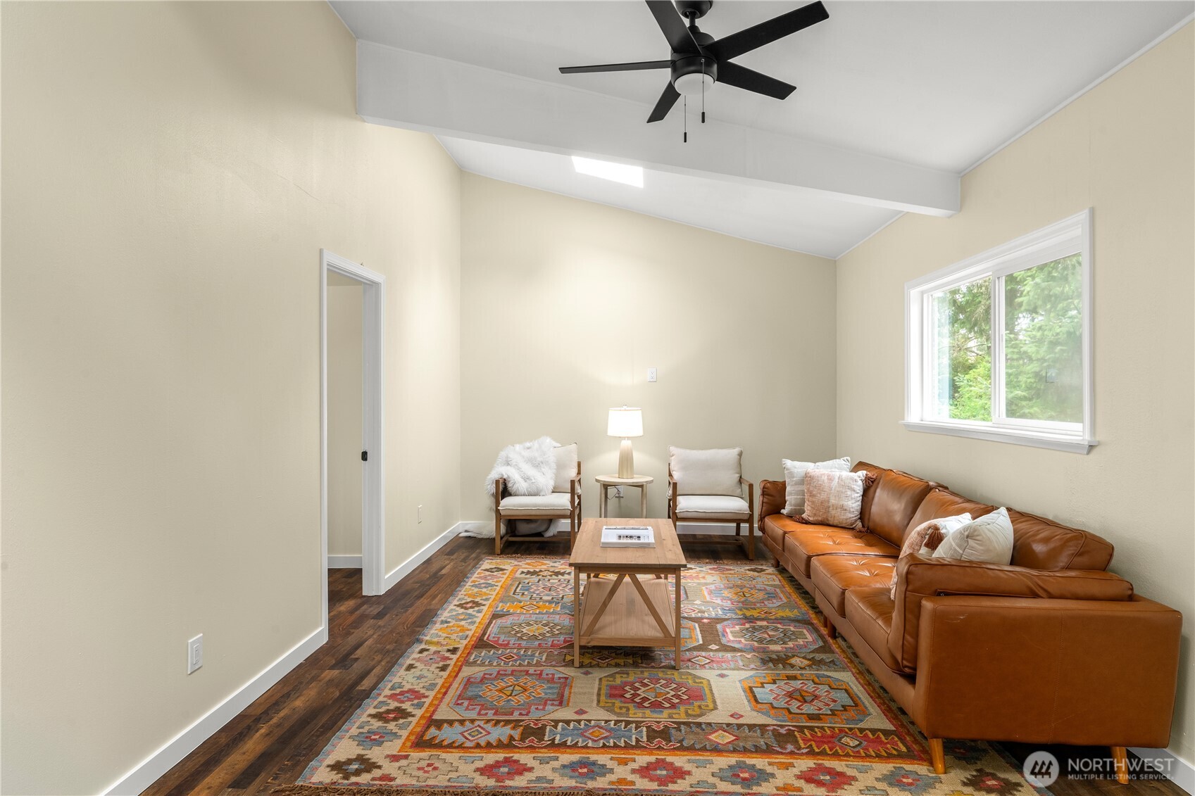 328 Ensign Avenue Property Photo 3