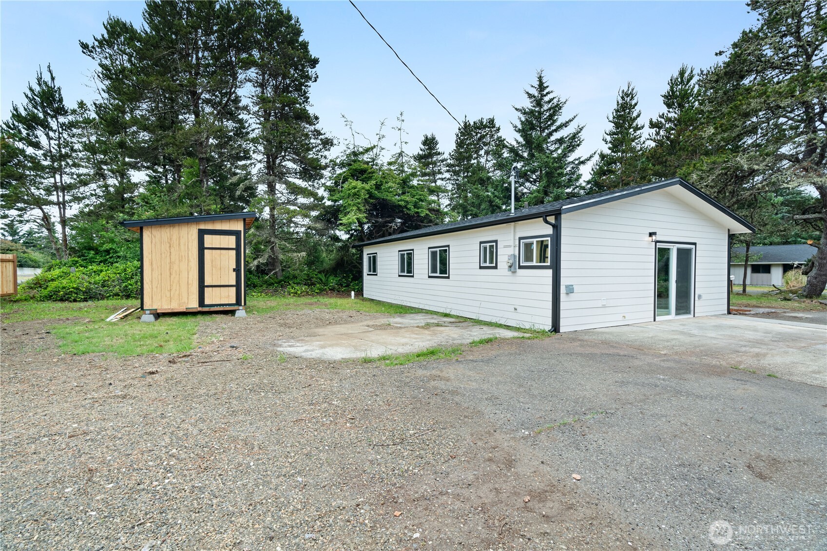 328 Ensign Avenue Property Photo 15
