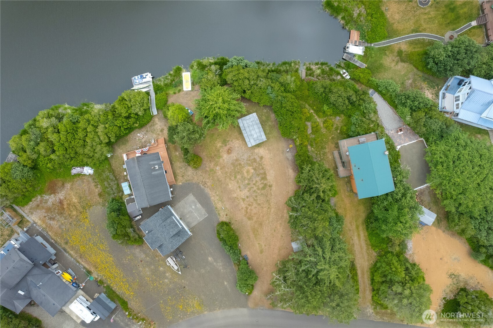 359 Geoduck Loop Property Photo 3