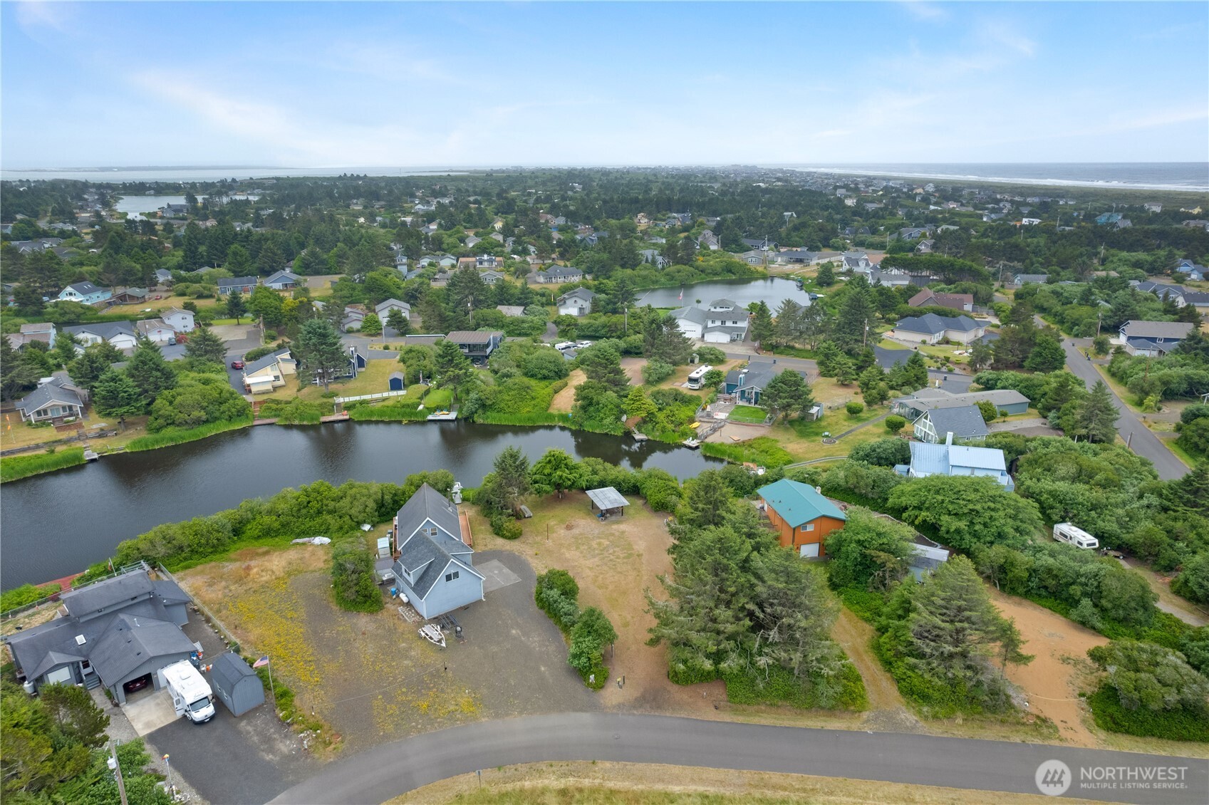 359 Geoduck Loop Property Photo 12