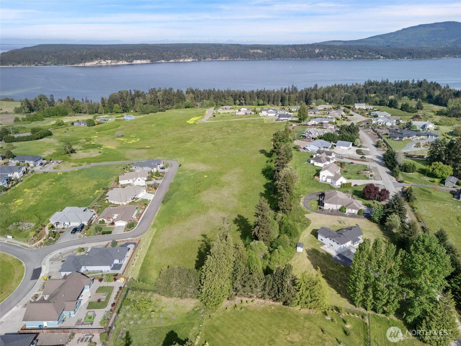 1810 W Sequim Bay Road Property Photo 4