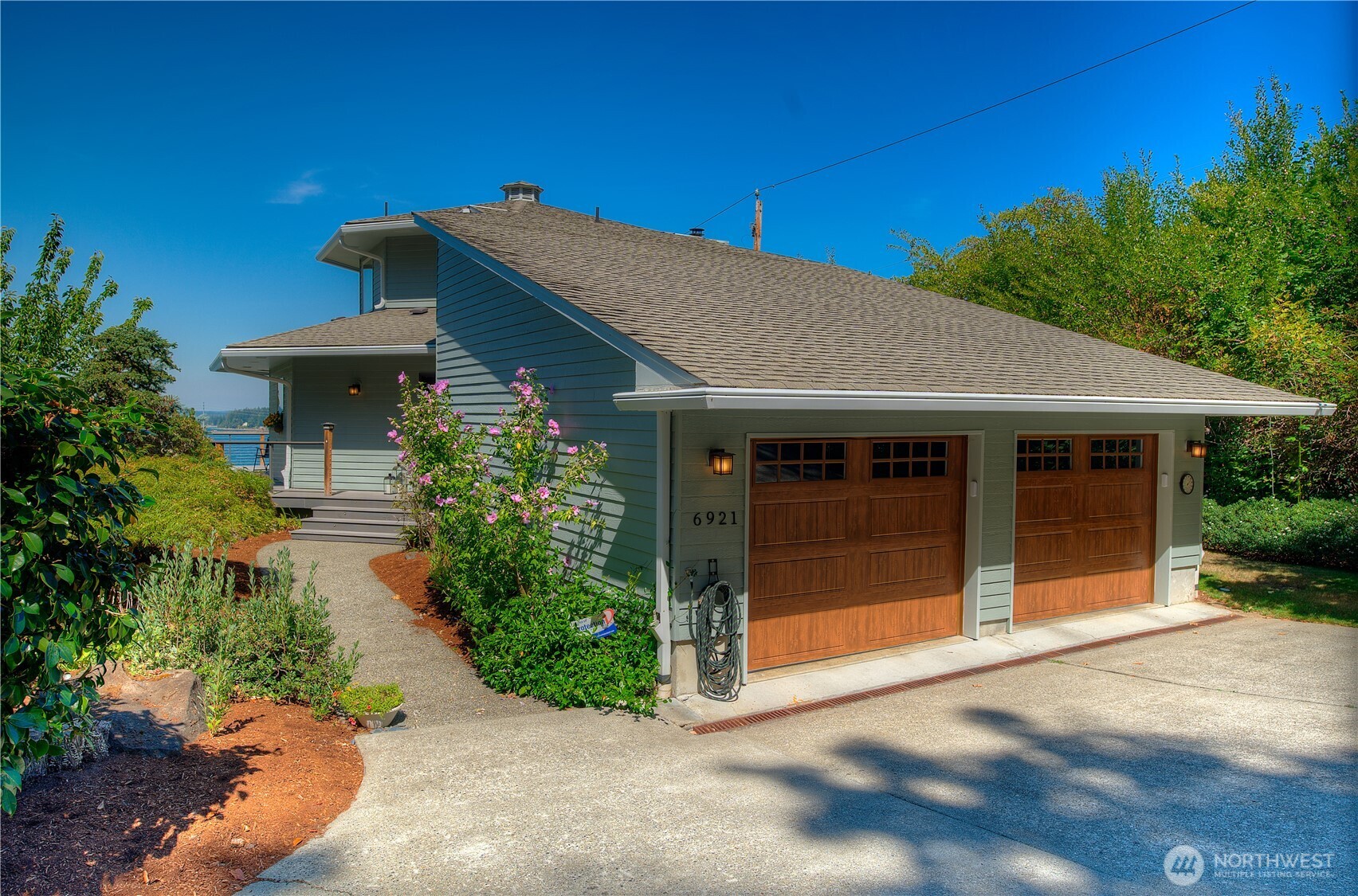 6921 120th Street Property Photo 2