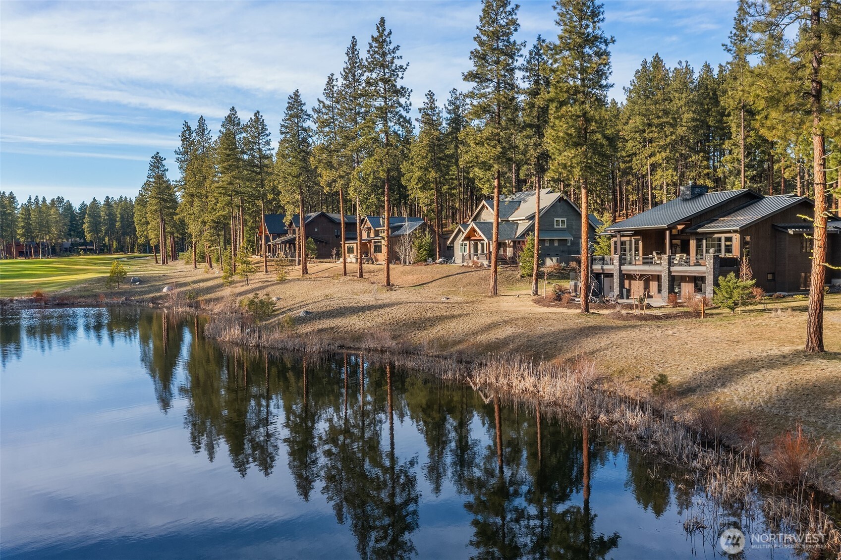 351 Steam Gin Loop Property Photo 6