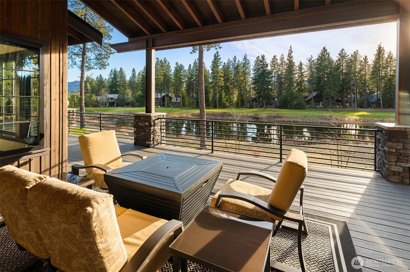 351 Steam Gin Loop Property Photo 11
