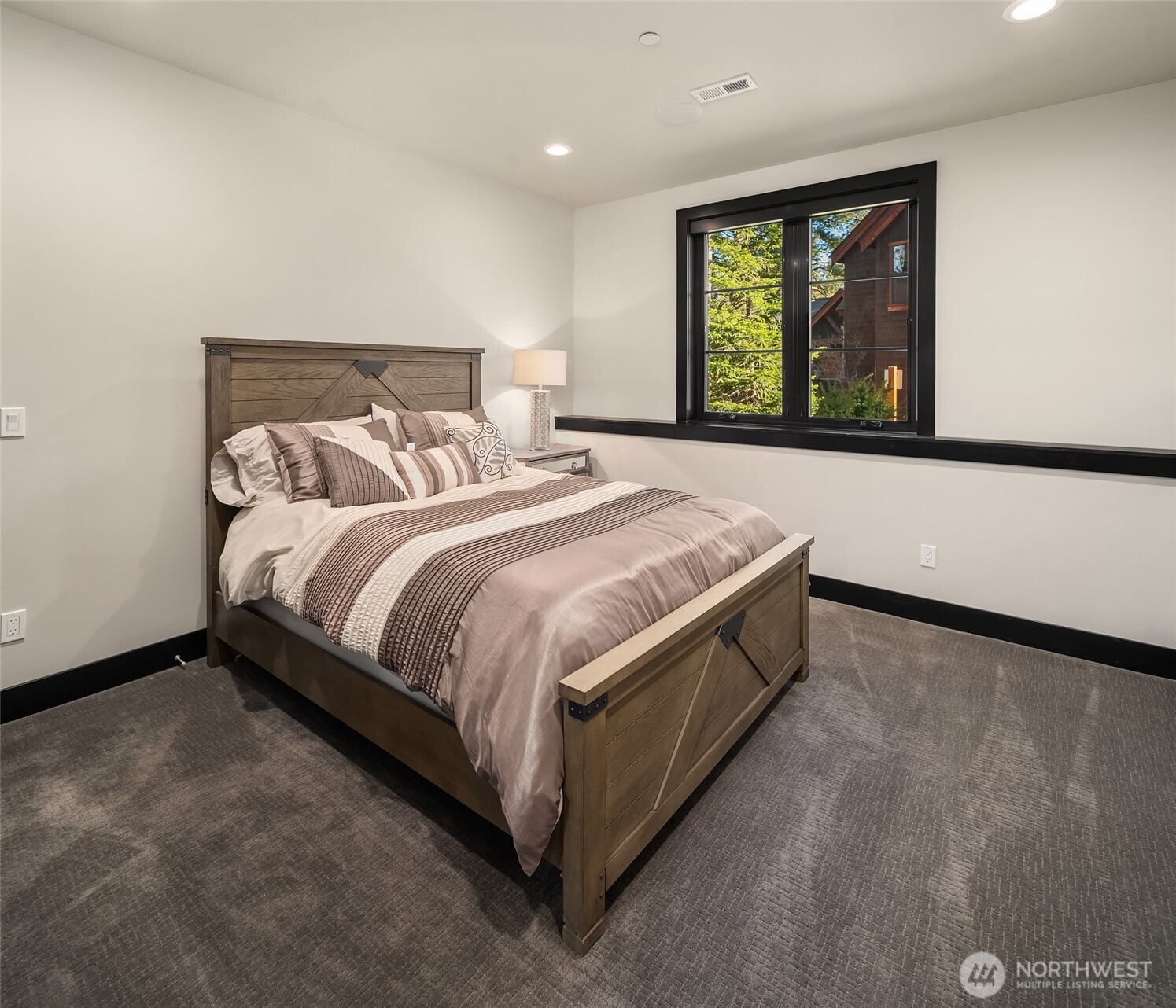 351 Steam Gin Loop Property Photo 26
