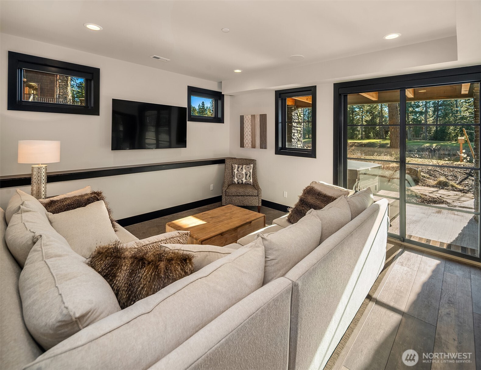 351 Steam Gin Loop Property Photo 30