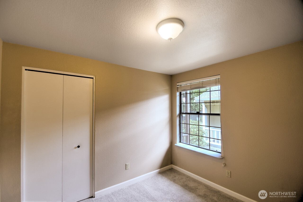 571 Malibu Drive Property Photo 13