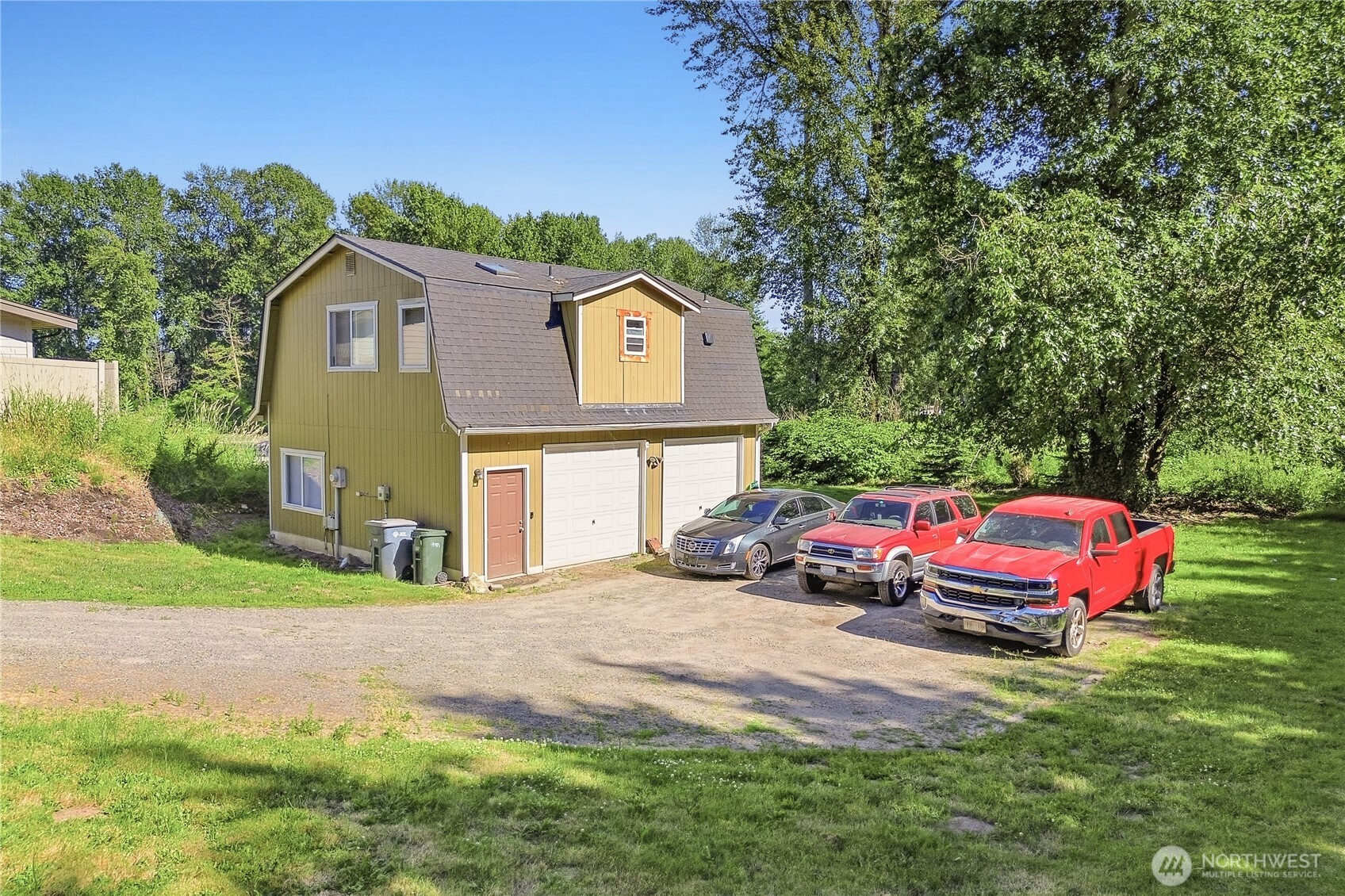 6808 112th Avenue Property Photo 3