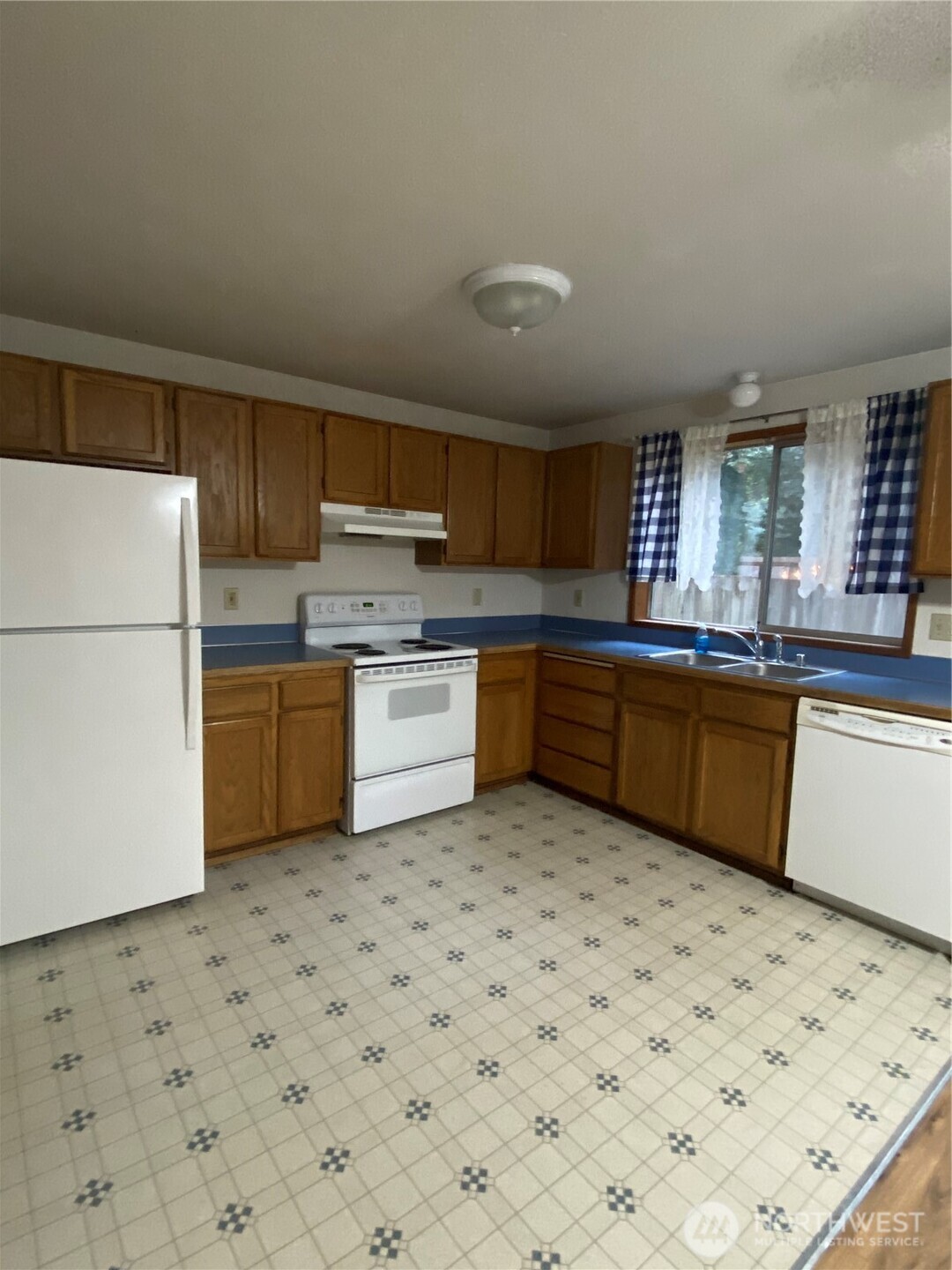 6808 112th Avenue Property Photo 9