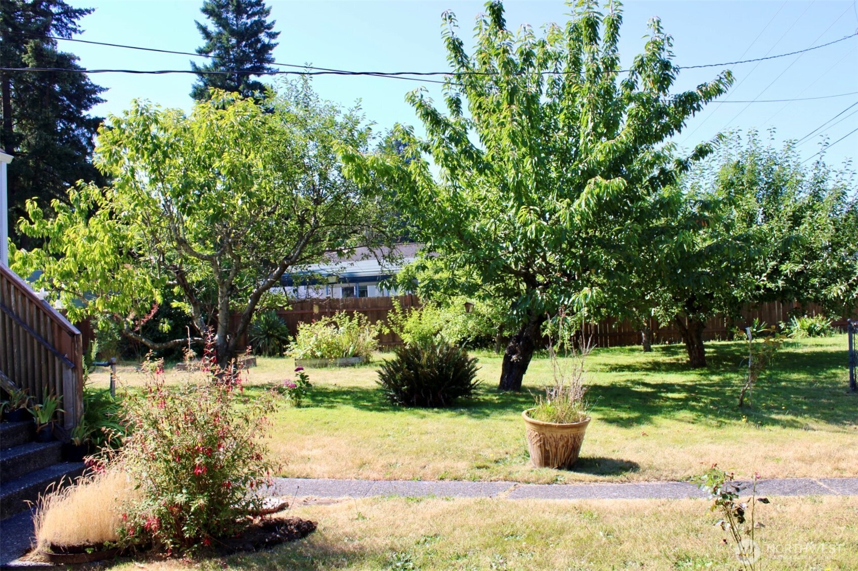 1734 Snyder Avenue Property Photo 3