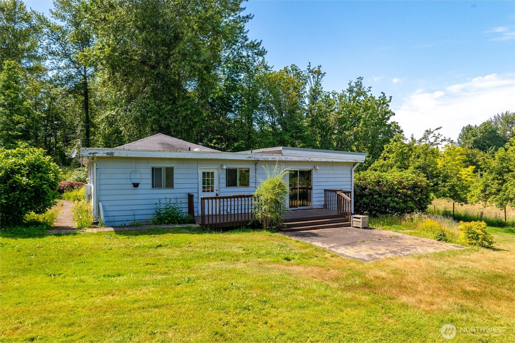 16 Harvey Road Property Photo 10