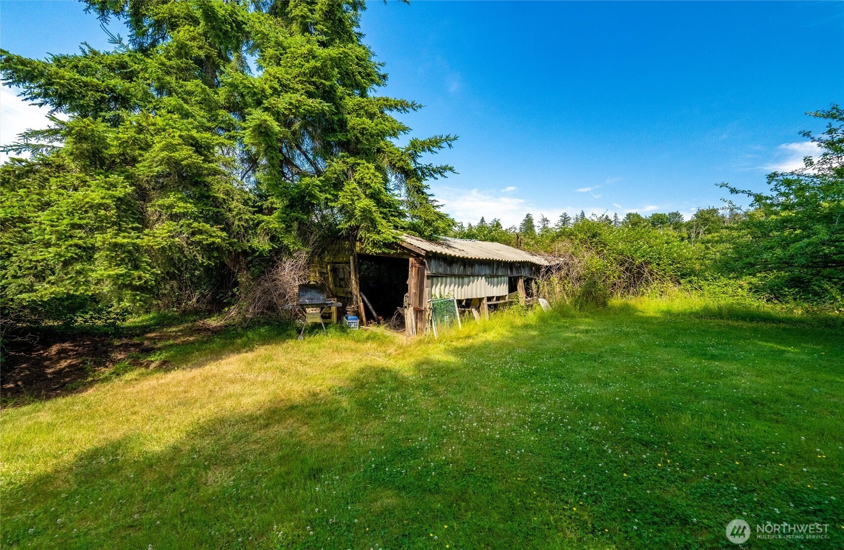 16 Harvey Road Property Photo 14