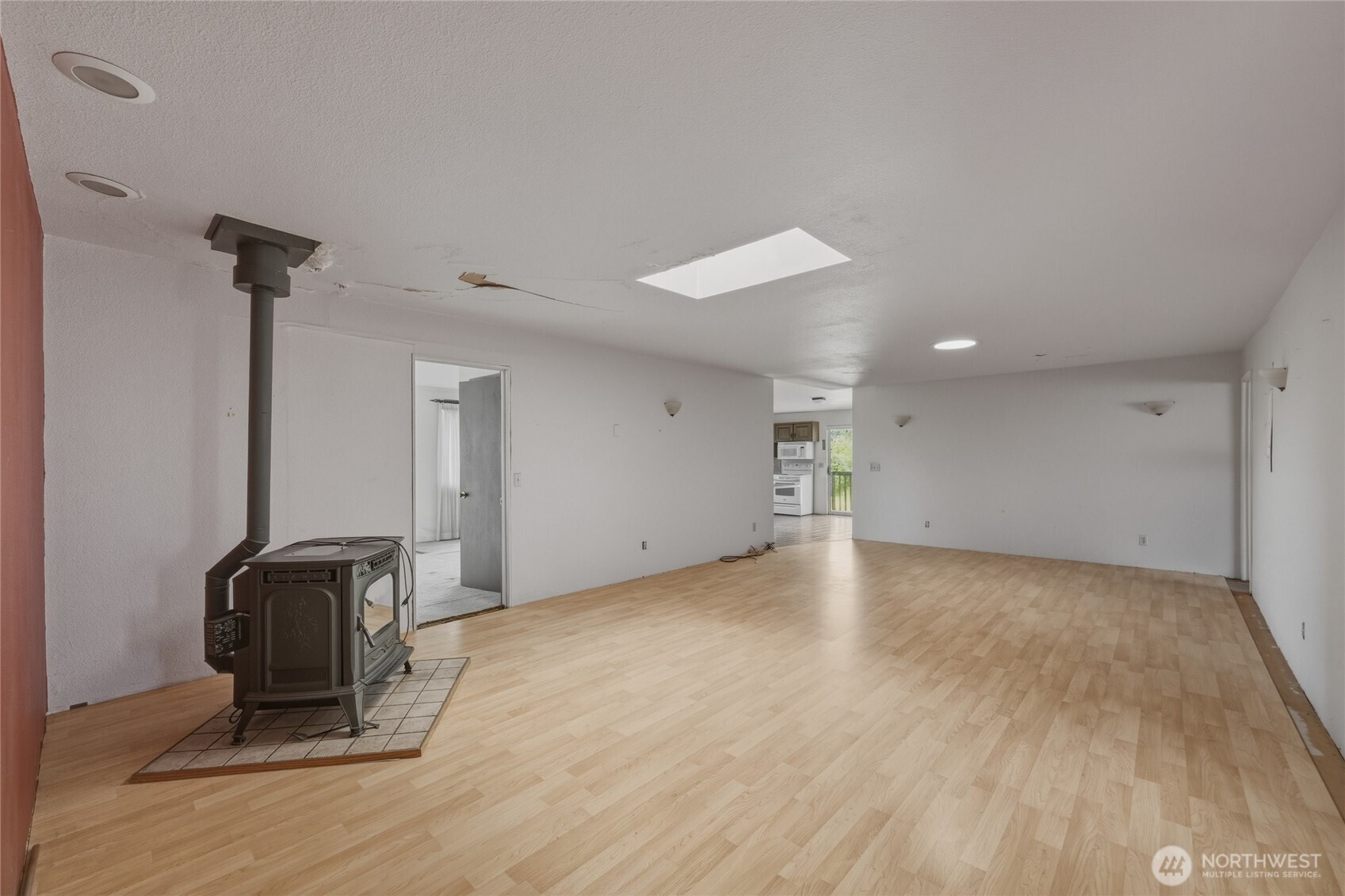 16 Harvey Road Property Photo 23