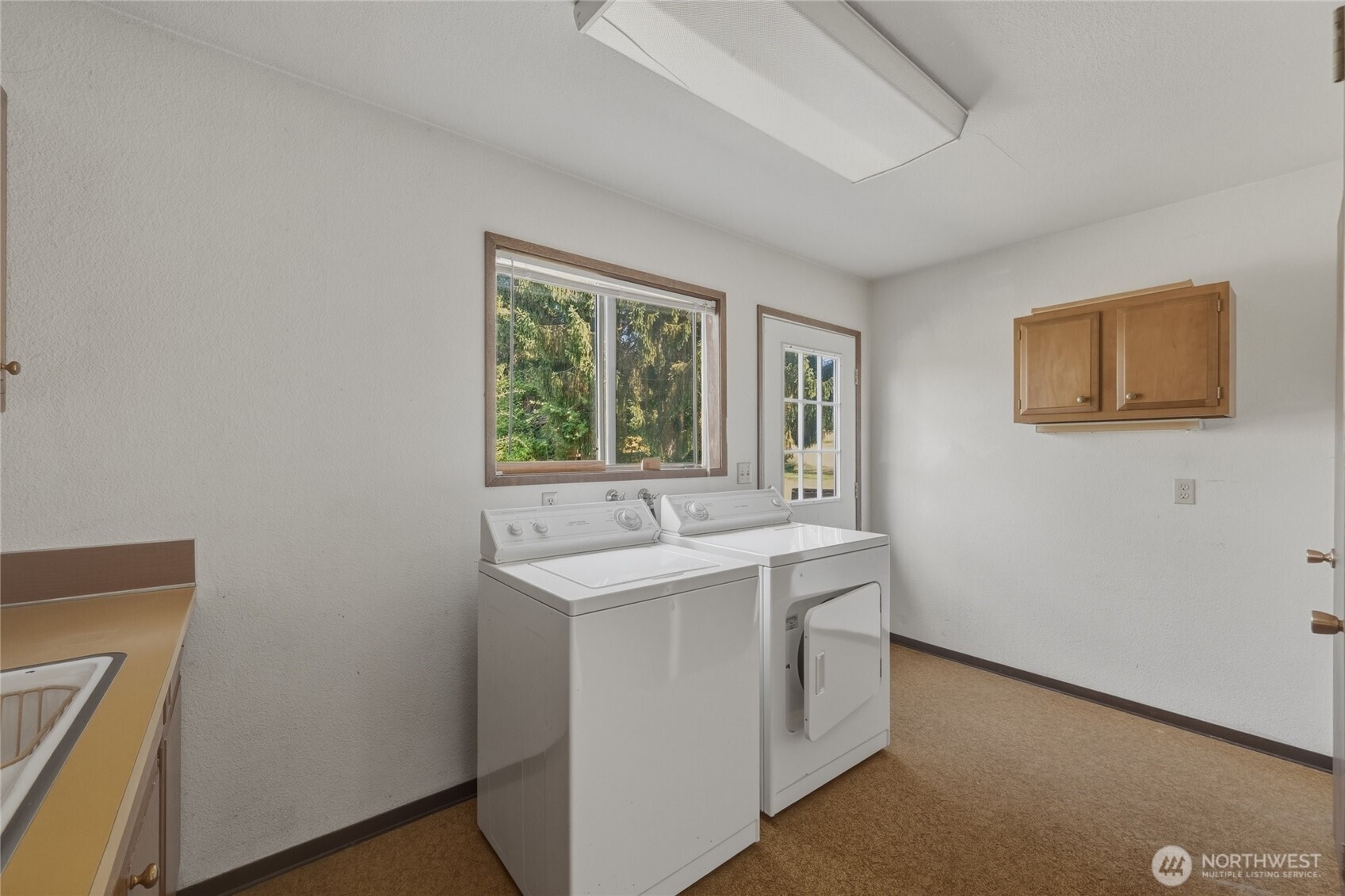 16 Harvey Road Property Photo 35