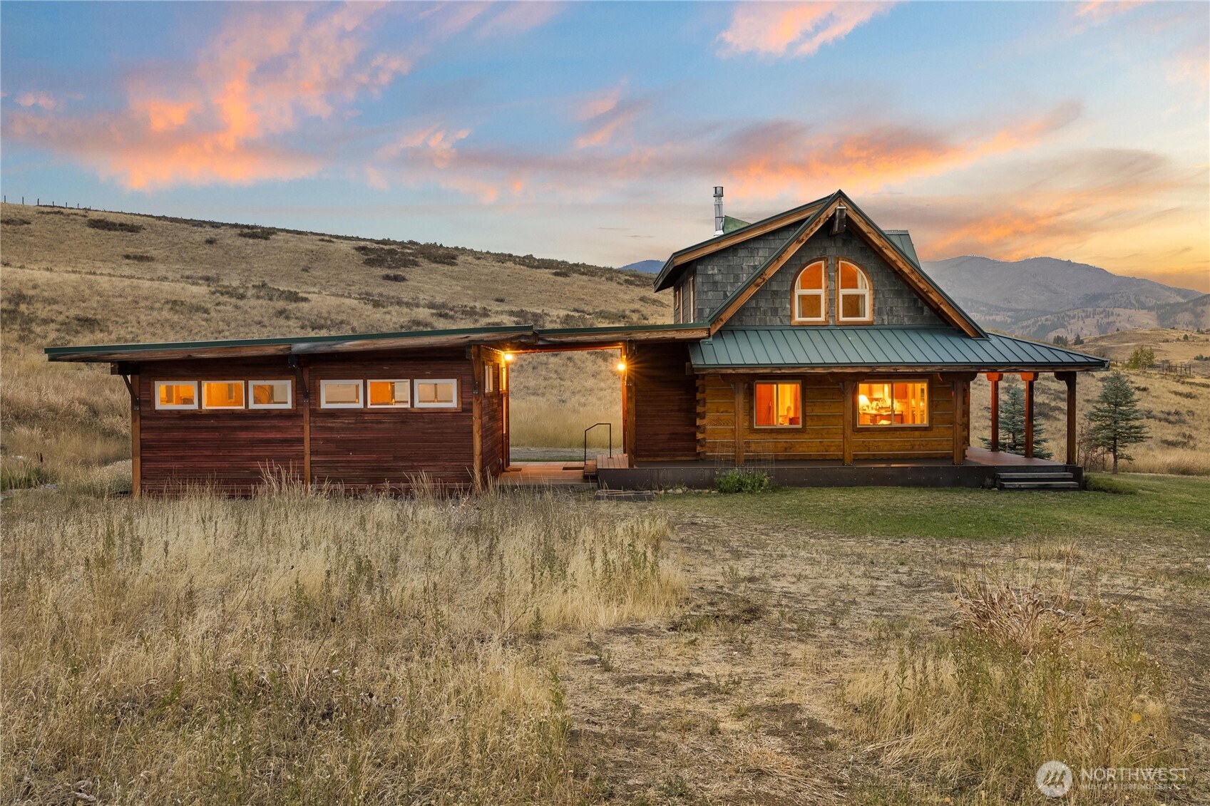 135 Hamilton Ranch Loop Property Photo 2