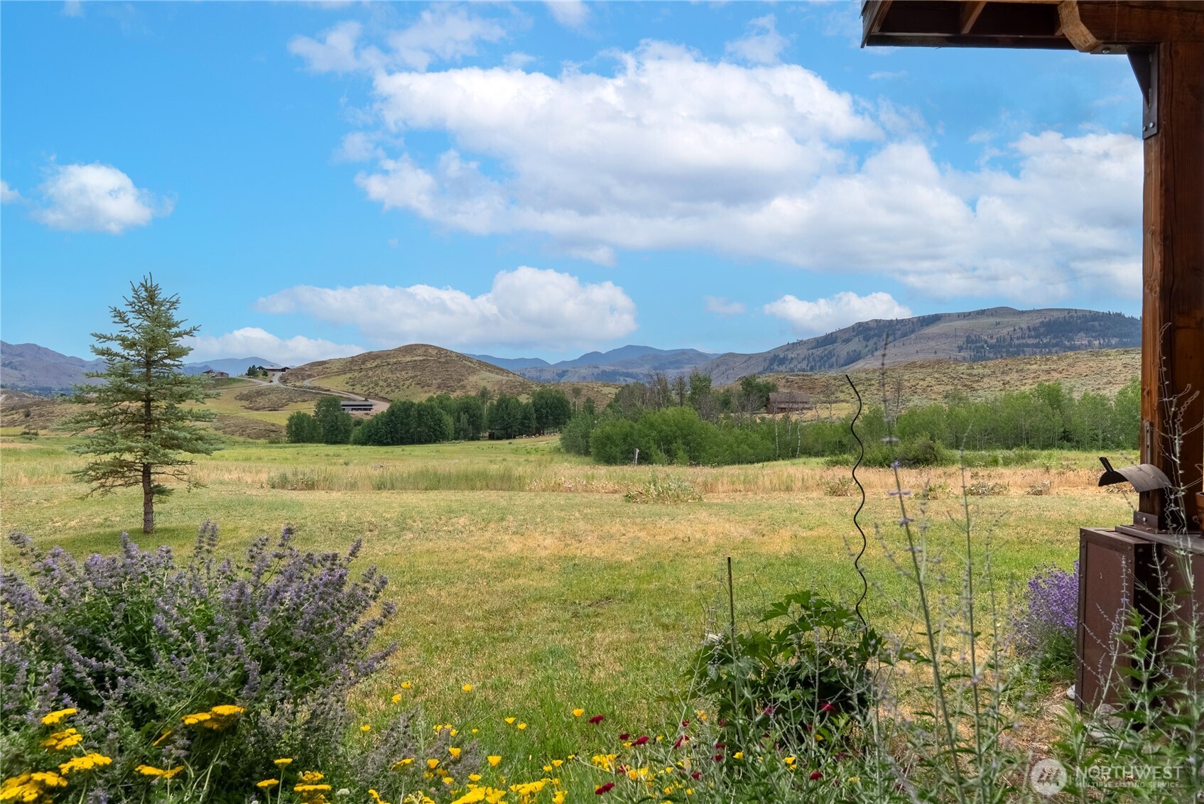 135 Hamilton Ranch Loop Property Photo 17