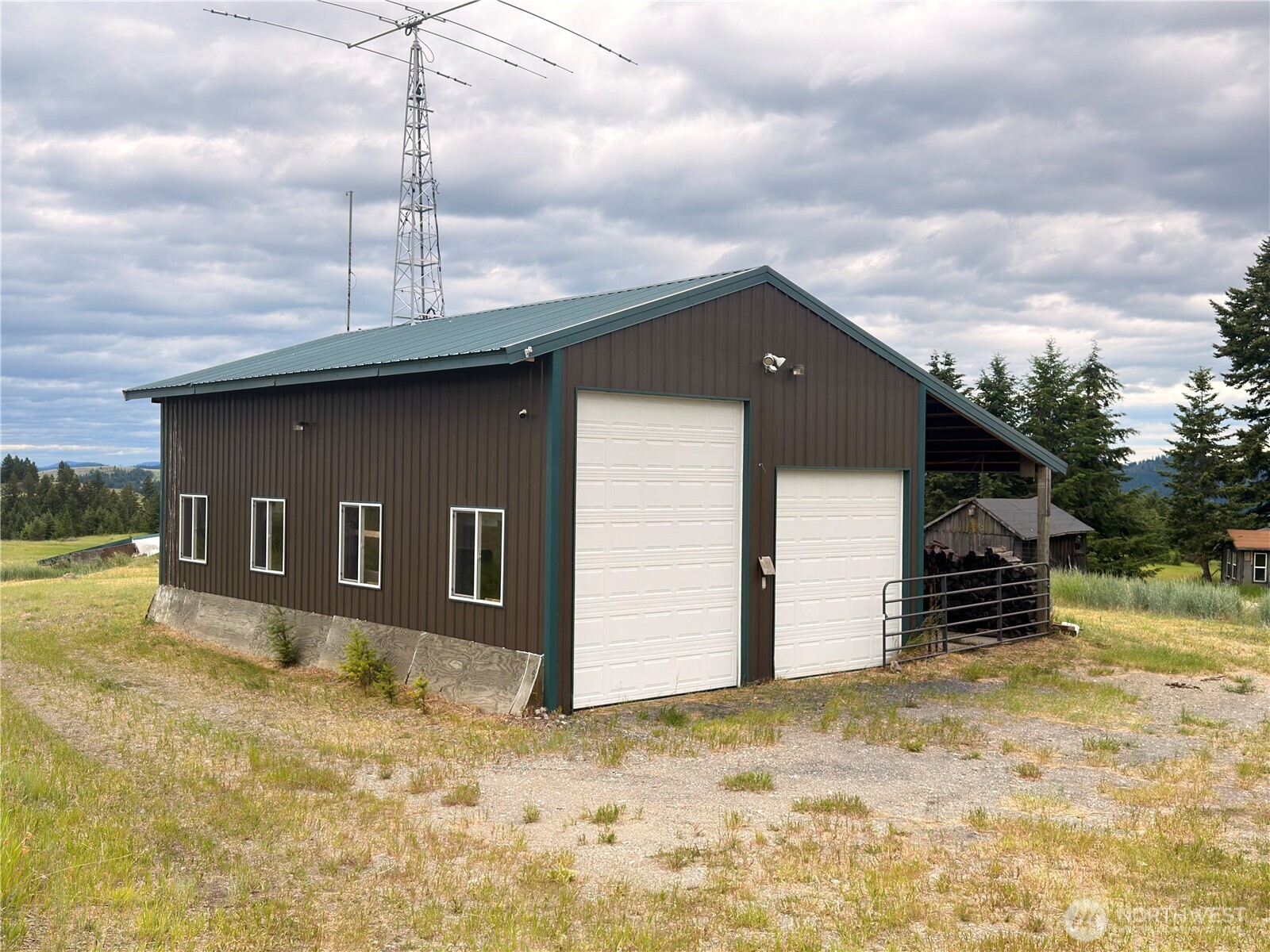 12 S Teal Lake Road Property Photo 13
