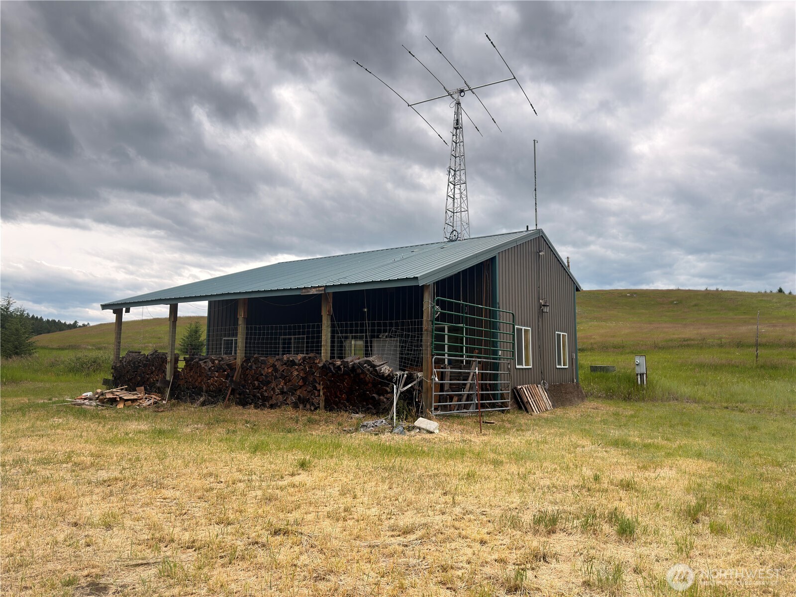 12 S Teal Lake Road Property Photo 15