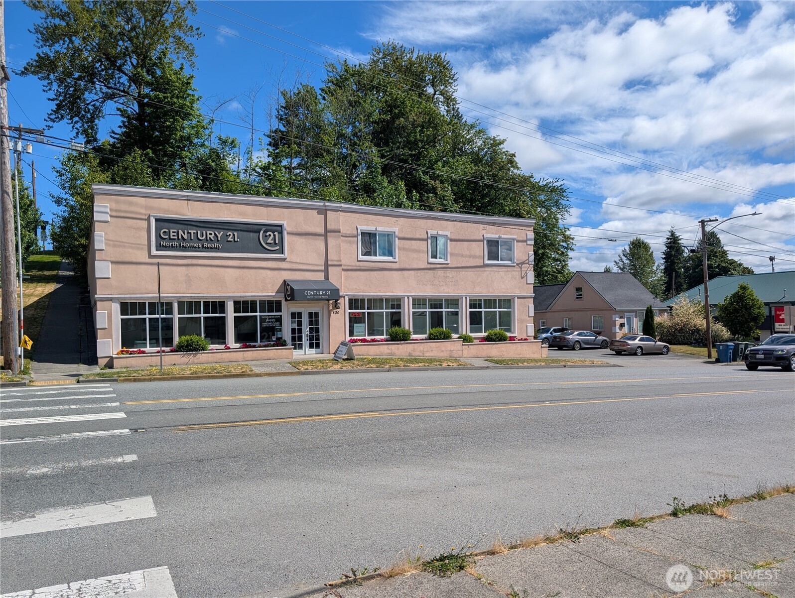 830 2nd Street Property Photo 1