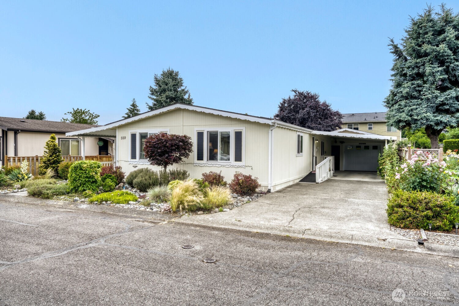 1402 22nd Street 559 Property Photo 2