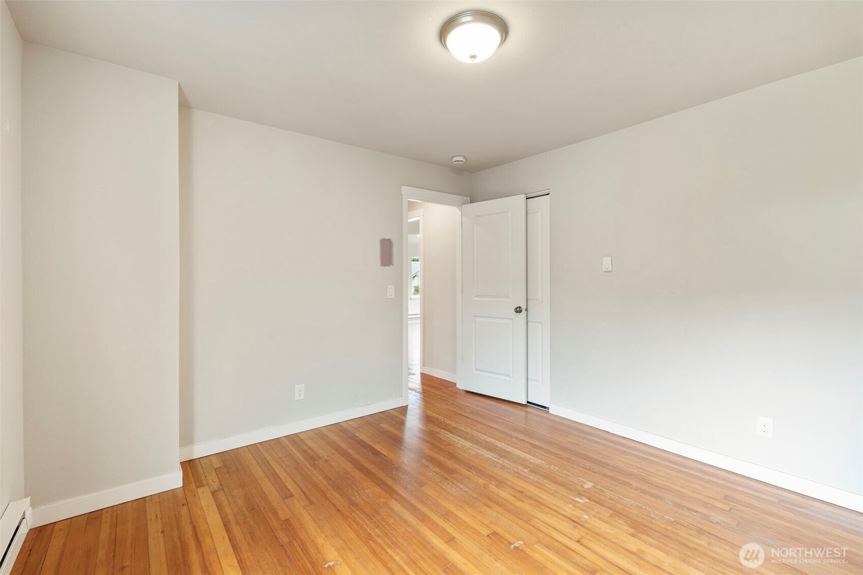 772 Sw Mcfadden Avenue Property Photo 9