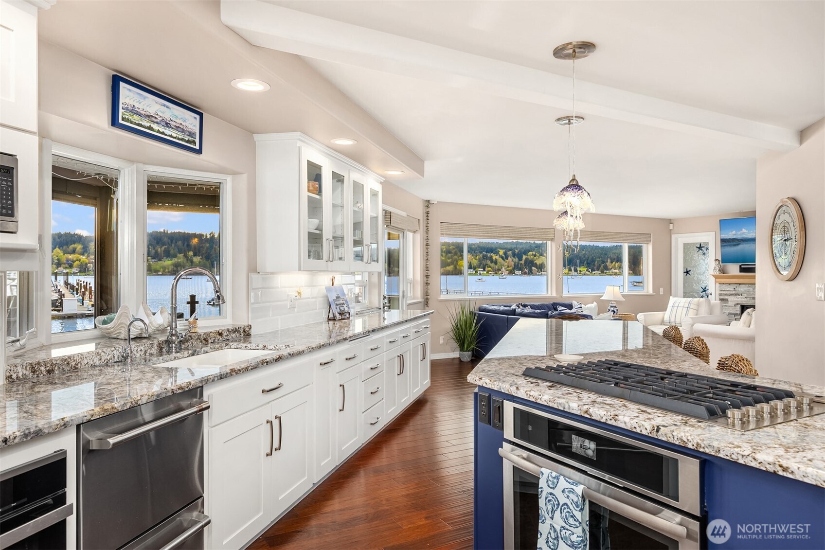 18211 Fjord Drive Property Photo 16